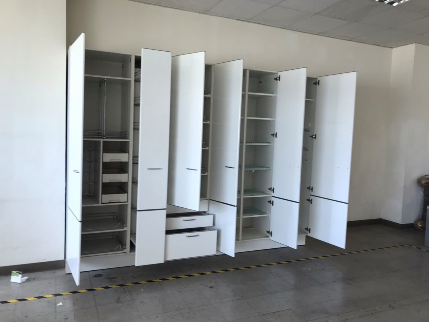 大型家具搬運、搬家具、床墊搬運,歡迎來電咨詢02-2651-2727,榮福搬家有專員立即為您服務。【榮福搬家公司】搬家首選、搬家公司推薦、系統式家具拆裝找專業的榮福搬家就對了。優質搬家,針對顧客都秉持以用心實在專業搬家技巧,搬家實在用心值得您的信賴與選擇。歡迎來電咨詢02-2651-2727,榮福搬家有專員立即為您服務。 大型家具搬運、搬家具、床墊搬運,歡迎來電咨詢02-2651-2727,榮福搬家有專員立即為您服務。【榮福搬家公司】搬家首選、搬家公司推薦、系統式家具拆裝找專業的榮福搬家就對了。優質搬家,針對顧客都秉持以用心實在專業搬家技巧,搬家實在用心值得您的信賴與選擇。歡迎來電咨詢02-2651-2727,榮福搬家有專員立即為您服務。