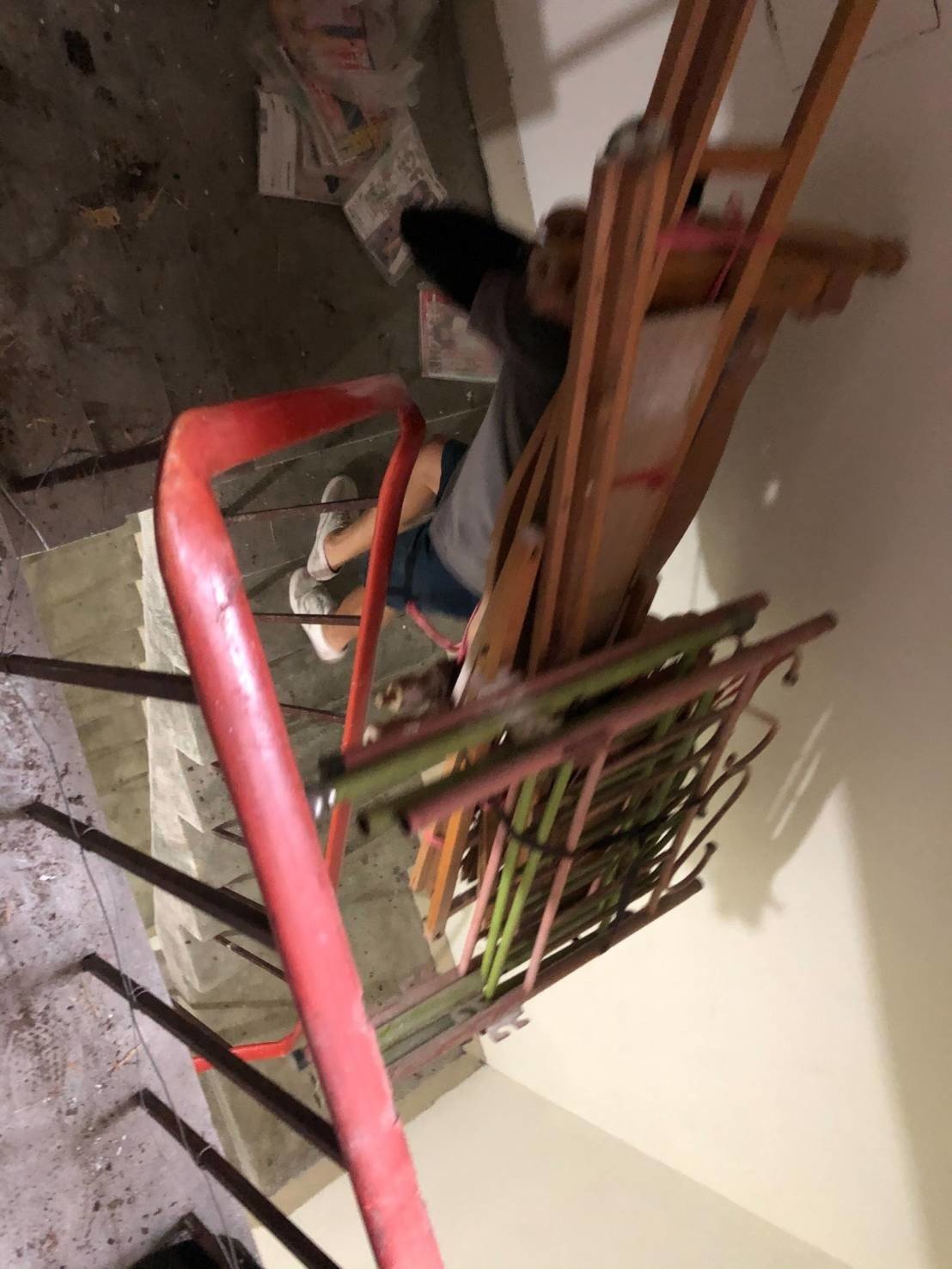 垃圾清運【榮福搬家公司】台北搬家、新北搬家、搬家首選、優質搬家,包裝搬運「細膩包裝、專業搬運、用心服務、以客為尊」值得您來選擇:【廢棄物處理清運、家庭家具垃圾處理】大型垃圾清運、廢棄家具清運。 垃圾清運【榮福搬家公司】台北搬家、新北搬家、搬家首選、優質搬家,包裝搬運「細膩包裝、專業搬運、用心服務、以客為尊」值得您來選擇:【廢棄物處理清運、家庭家具垃圾處理】大型垃圾清運、廢棄家具清運。
