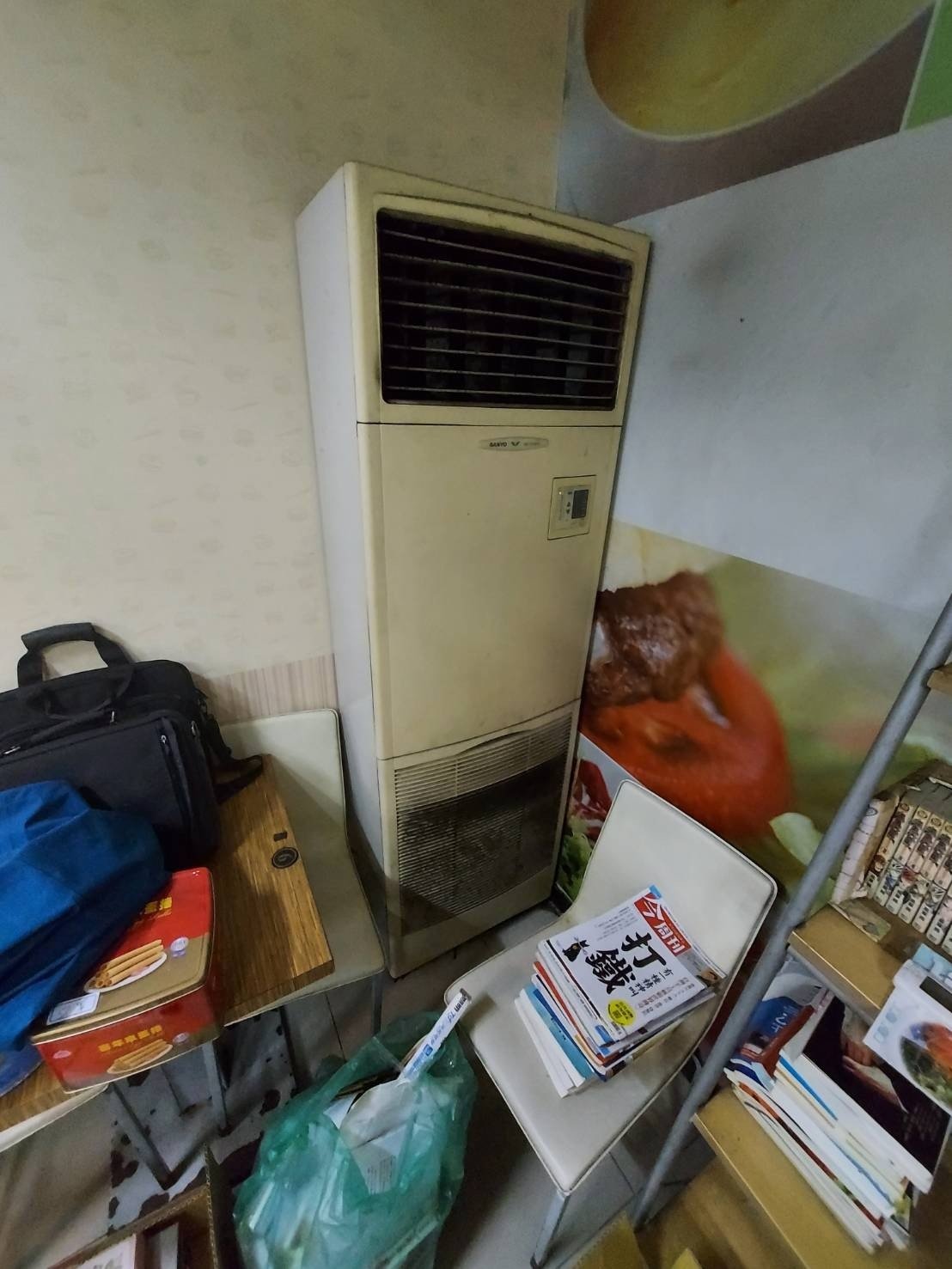 搬家公司推薦、新北搬家推薦【榮福搬家公司】南港搬家、桃園搬家公司推薦、台北搬家公司推薦、搬垃圾處理、廢棄物清運、廢棄物處理、搬運廢棄物、家具垃圾處理、營業用冰箱廢棄、早餐店吧台清運廢棄、臥室冰箱清運廢棄、清運、搬家具、冰箱搬運、基隆搬家、搬家電、床墊搬運、搬衣櫃、搬大型家具、搬公司行號、家庭搬家、搬鋼琴、搬工計時、人工搬運、搬運、搬家紙箱,針對顧客都秉持以用心實在專業搬家技巧,搬家實在用心值得您的信賴與選擇。歡迎來電咨詢02-2651-2727,榮福搬家有專員立即為您服務。 搬家公司推薦、新北搬家推薦【榮福搬家公司】南港搬家、桃園搬家公司推薦、台北搬家公司推薦、搬垃圾處理、廢棄物清運、廢棄物處理、搬運廢棄物、家具垃圾處理、營業用冰箱廢棄、早餐店吧台清運廢棄、臥室冰箱清運廢棄、清運、搬家具、冰箱搬運、基隆搬家、搬家電、床墊搬運、搬衣櫃、搬大型家具、搬公司行號、家庭搬家、搬鋼琴、搬工計時、人工搬運、搬運、搬家紙箱,針對顧客都秉持以用心實在專業搬家技巧,搬家實在用心值得您的信賴與選擇。歡迎來電咨詢02-2651-2727,榮福搬家有專員立即為您服務。