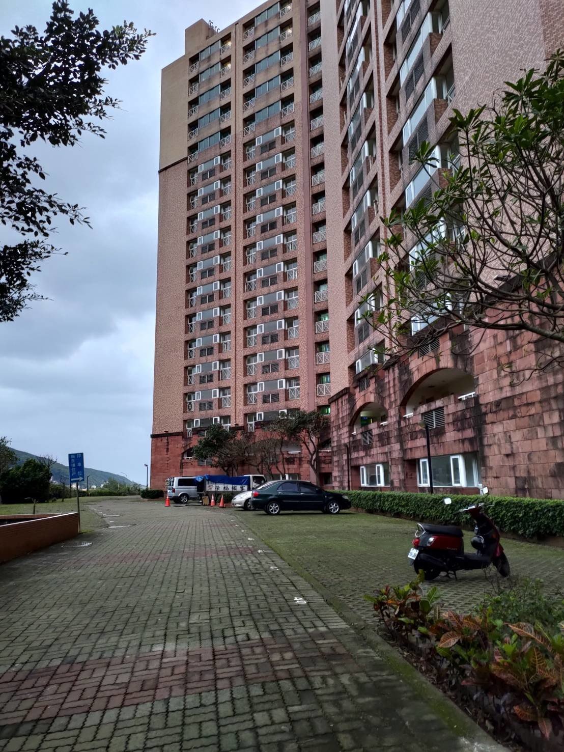 搬家公司推薦、新北搬家推薦【榮福搬家公司】南港搬家、桃園搬家公司推薦、台北搬家公司推薦、單件家具運送、搬醫療床、搬家具、冰箱搬運、基隆搬家、搬大型家電、床墊搬運、搬公司行號、家庭搬家、重物搬運、電動床搬運、搬鋼琴、醫療電動床搬運、搬工、搬運、搬家紙箱、大型家具搬運、家具拆裝、跨縣市搬家、搬家估價,針對顧客都秉持以用心實在專業搬家技巧,搬家實在用心值得您的信賴與選擇。歡迎來電咨詢02-2651-2727,榮福搬家有專員立即為您服務。 搬家公司推薦、新北搬家推薦【榮福搬家公司】南港搬家、桃園搬家公司推薦、台北搬家公司推薦、單件家具運送、搬醫療床、搬家具、冰箱搬運、基隆搬家、搬大型家電、床墊搬運、搬公司行號、家庭搬家、重物搬運、電動床搬運、搬鋼琴、醫療電動床搬運、搬工、搬運、搬家紙箱、大型家具搬運、家具拆裝、跨縣市搬家、搬家估價,針對顧客都秉持以用心實在專業搬家技巧,搬家實在用心值得您的信賴與選擇。歡迎來電咨詢02-2651-2727,榮福搬家有專員立即為您服務。