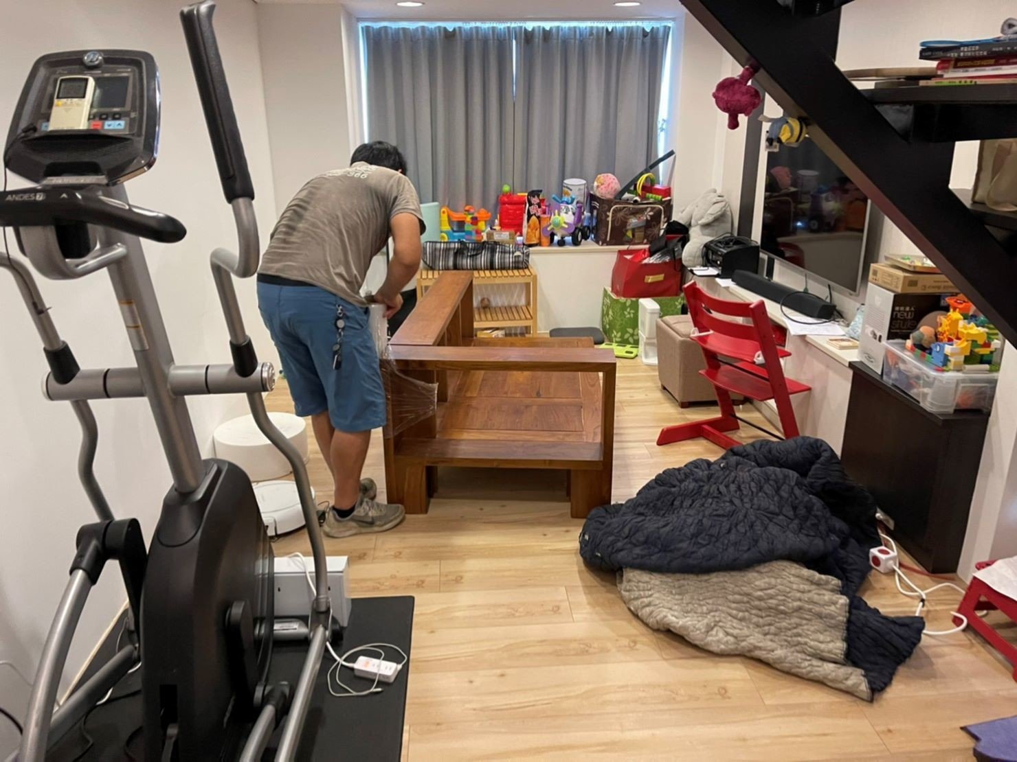只需搬一件家具?搬運單一家具【榮福搬家公司】洗脫烘三合一洗衣機,LG雙能洗,洗碗機、烘碗機、沙發、冰箱、家庭搬家、跨縣市搬家、搬工計時、搬家具、搬家首選、特殊重物搬運、專搬重物、搬重物技巧、新北搬家公司推薦、搬家車、搬家公司、基隆搬家、南港搬家、桃園搬家公司推薦、台北搬家公司推薦:大台北搬家,精緻包裝搬運「細膩包裝、專業搬運、用心服務、以客為尊」是榮福搬家公司的宗旨與精神。歡迎立即來電02-2651-2727專人服務。 只需搬一件家具?搬運單一家具【榮福搬家公司】洗脫烘三合一洗衣機,LG雙能洗,洗碗機、烘碗機、沙發、冰箱、家庭搬家、跨縣市搬家、搬工計時、搬家具、搬家首選、特殊重物搬運、專搬重物、搬重物技巧、新北搬家公司推薦、搬家車、搬家公司、基隆搬家、南港搬家、桃園搬家公司推薦、台北搬家公司推薦:大台北搬家,精緻包裝搬運「細膩包裝、專業搬運、用心服務、以客為尊」是榮福搬家公司的宗旨與精神。歡迎立即來電02-2651-2727專人服務。
