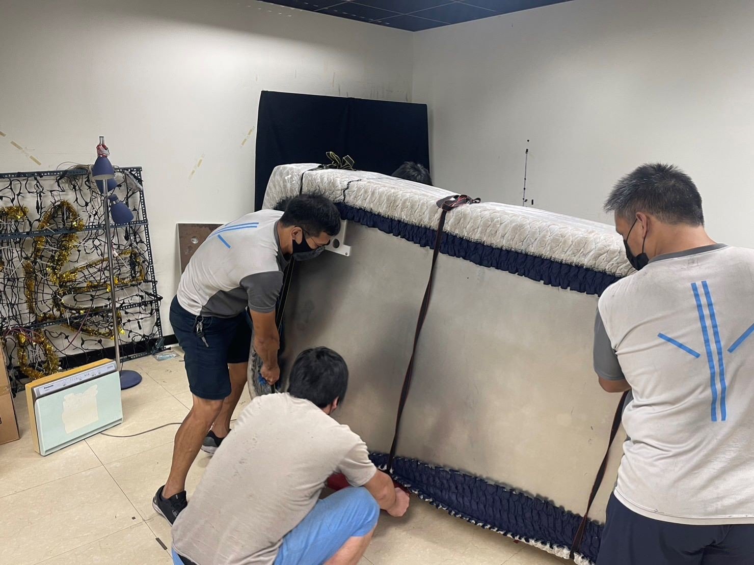 特殊重物光學桌搬運作業、台北搬實驗室生醫設備∣南港搬實驗室生醫設備∣新北搬實驗室生醫設備∣雙北搬實驗室生醫設備∣汐止搬實驗室生醫設備∣中永和搬實驗室生醫設備∣板橋搬實驗室生醫設備∣五股搬實驗室生醫設備∣基隆搬實驗室生醫設備∣桃園搬實驗室生醫設備∣新竹搬實驗室生醫設備∣台北各大校園光學桌搬運∣新北各大校園光學桌搬運∣桃園各大校園光學桌搬運∣新竹各大校園光學桌搬運∣【榮福搬家】屬專業搬家細膩運唯一首選,累積20年各式各樣特殊儀器設備的搬運經驗,專業敏捷快速完成您的各項搬運任務。針對顧客都秉持以用心實在專業搬家技巧,搬家實在用心值得您的信賴與選擇。歡迎來電咨詢02-2651-2727,榮福搬家有專員立即為您服務。 特殊重物光學桌搬運作業、台北搬實驗室生醫設備∣南港搬實驗室生醫設備∣新北搬實驗室生醫設備∣雙北搬實驗室生醫設備∣汐止搬實驗室生醫設備∣中永和搬實驗室生醫設備∣板橋搬實驗室生醫設備∣五股搬實驗室生醫設備∣基隆搬實驗室生醫設備∣桃園搬實驗室生醫設備∣新竹搬實驗室生醫設備∣台北各大校園光學桌搬運∣新北各大校園光學桌搬運∣桃園各大校園光學桌搬運∣新竹各大校園光學桌搬運∣【榮福搬家】屬專業搬家細膩運唯一首選,累積20年各式各樣特殊儀器設備的搬運經驗,專業敏捷快速完成您的各項搬運任務。針對顧客都秉持以用心實在專業搬家技巧,搬家實在用心值得您的信賴與選擇。歡迎來電咨詢02-2651-2727,榮福搬家有專員立即為您服務。
