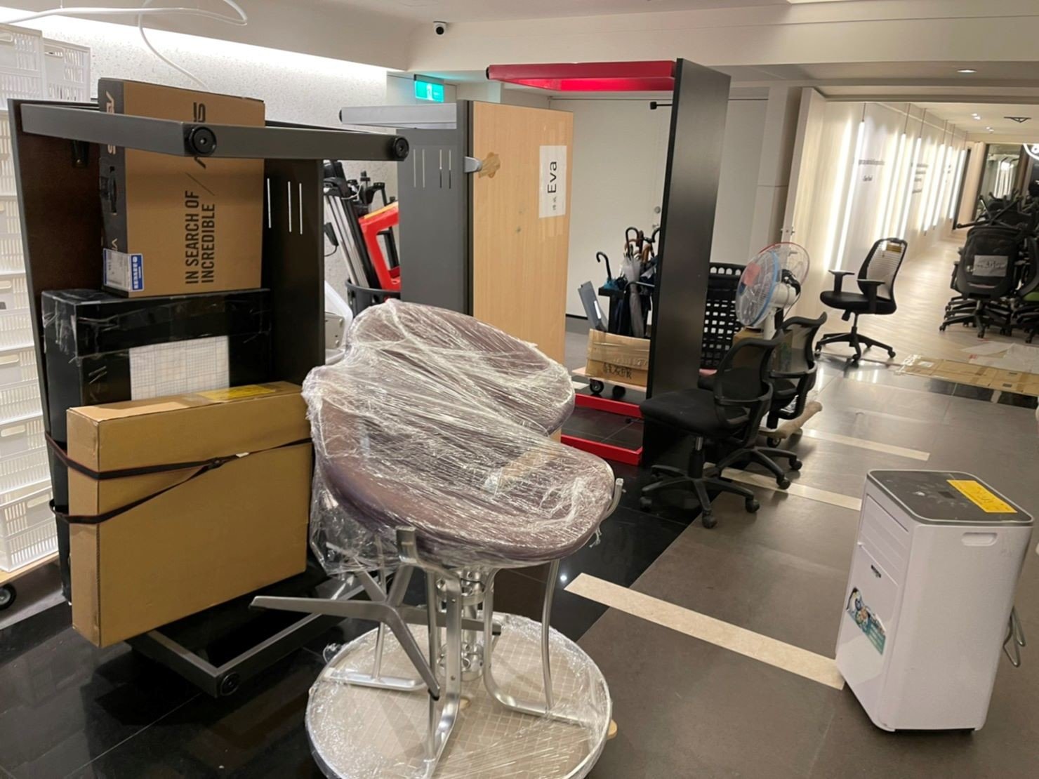 搬家公司推薦、台北搬家推薦【榮福搬家公司】南港搬家、桃園搬家公司推薦、新北搬家公司推薦、企業搬運服務、搬公司行號、廠房遷移、屏風拆裝、公司行號搬遷、政府機關搬遷、百貨專櫃遷移、學校單位搬遷、雜貨店搬遷、精緻包裝、家庭搬家、搬鋼琴、搬工、搬家公司紙箱、黃色膠帶、搬家估價、基隆搬家、家具拆裝、搬家具,針對顧客都秉持以用心實在專業搬家技巧,搬家實在用心值得您的信賴與選擇。歡迎來電咨詢02-2651-2727,榮福搬家有專員立即為您服務。 搬家公司推薦、台北搬家推薦【榮福搬家公司】南港搬家、桃園搬家公司推薦、新北搬家公司推薦、企業搬運服務、搬公司行號、廠房遷移、屏風拆裝、公司行號搬遷、政府機關搬遷、百貨專櫃遷移、學校單位搬遷、雜貨店搬遷、精緻包裝、家庭搬家、搬鋼琴、搬工、搬家公司紙箱、黃色膠帶、搬家估價、基隆搬家、家具拆裝、搬家具,針對顧客都秉持以用心實在專業搬家技巧,搬家實在用心值得您的信賴與選擇。歡迎來電咨詢02-2651-2727,榮福搬家有專員立即為您服務。