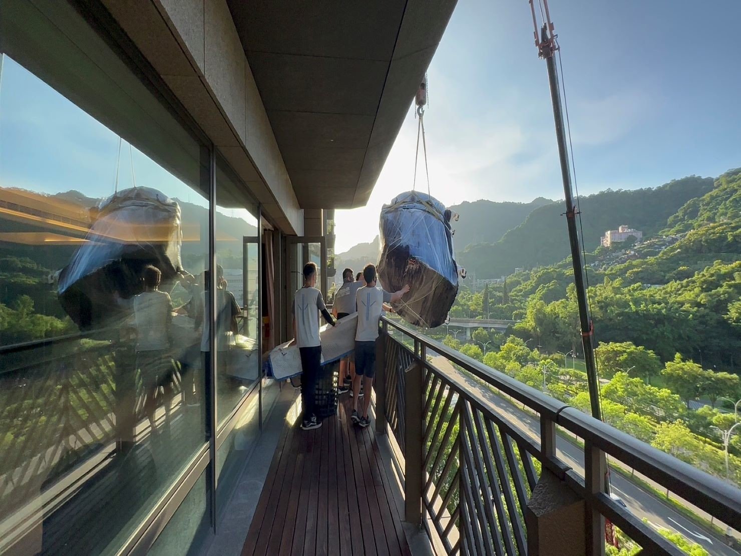 台北搬家重物吊掛搬運∣南港搬家重物吊掛搬運∣新北搬家重物吊掛搬運∣雙北搬家重物吊掛搬運∣汐止搬家重物吊掛運∣五股搬家重物吊搬運搬運∣ ∣板橋搬家重物吊掛搬運∣桃園搬家重物吊掛搬運推薦【榮福搬家】屬專業搬家細吊累運唯一的選擇,累積20年來特殊重物的搬運經驗,專業敏捷快速完成您的各項搬運任務。榮福搬家擁有精細的包裝搬運「精細包裝、專業搬運、用心服務、以客為尊」是榮福家搬運公司的宗旨與精神。歡迎立即來電02-2651-2727人服務。 台北搬家重物吊掛搬運∣南港搬家重物吊掛搬運∣新北搬家重物吊掛搬運∣雙北搬家重物吊掛搬運∣汐止搬家重物吊掛運∣五股搬家重物吊搬運搬運∣ ∣板橋搬家重物吊掛搬運∣桃園搬家重物吊掛搬運推薦【榮福搬家】屬專業搬家細吊累運唯一的選擇,累積20年來特殊重物的搬運經驗,專業敏捷快速完成您的各項搬運任務。榮福搬家擁有精細的包裝搬運「精細包裝、專業搬運、用心服務、以客為尊」是榮福家搬運公司的宗旨與精神。歡迎立即來電02-2651-2727人服務。