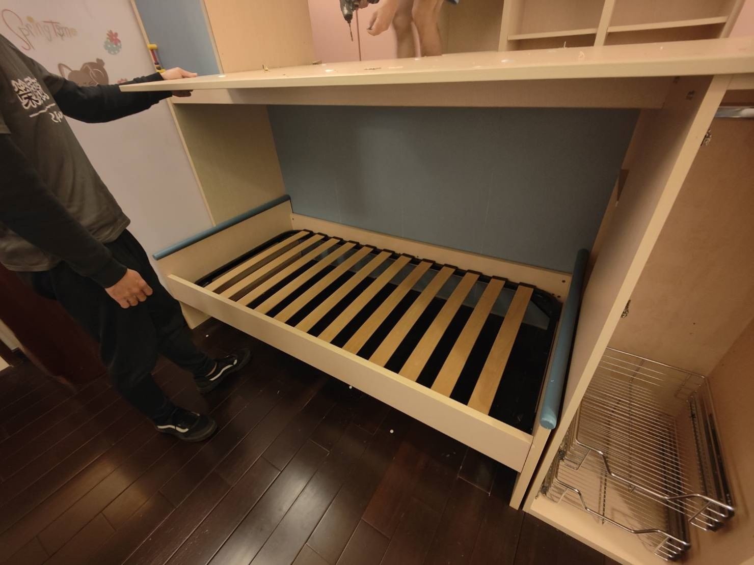 【榮福搬家公司】搬家首選、搬家公司推薦:IKEA、宜得利、B&Q等系統式家具拆裝找專業的榮福搬家就對了。優質搬家,包裝搬運「細膩包裝、專業搬運、用心服務、以客為尊」是榮福搬家公司的宗旨與精神。歡迎立即來電02-2651-2727專人服務。 【榮福搬家公司】搬家首選、搬家公司推薦:IKEA、宜得利、B&Q等系統式家具拆裝找專業的榮福搬家就對了。優質搬家,包裝搬運「細膩包裝、專業搬運、用心服務、以客為尊」是榮福搬家公司的宗旨與精神。歡迎立即來電02-2651-2727專人服務。