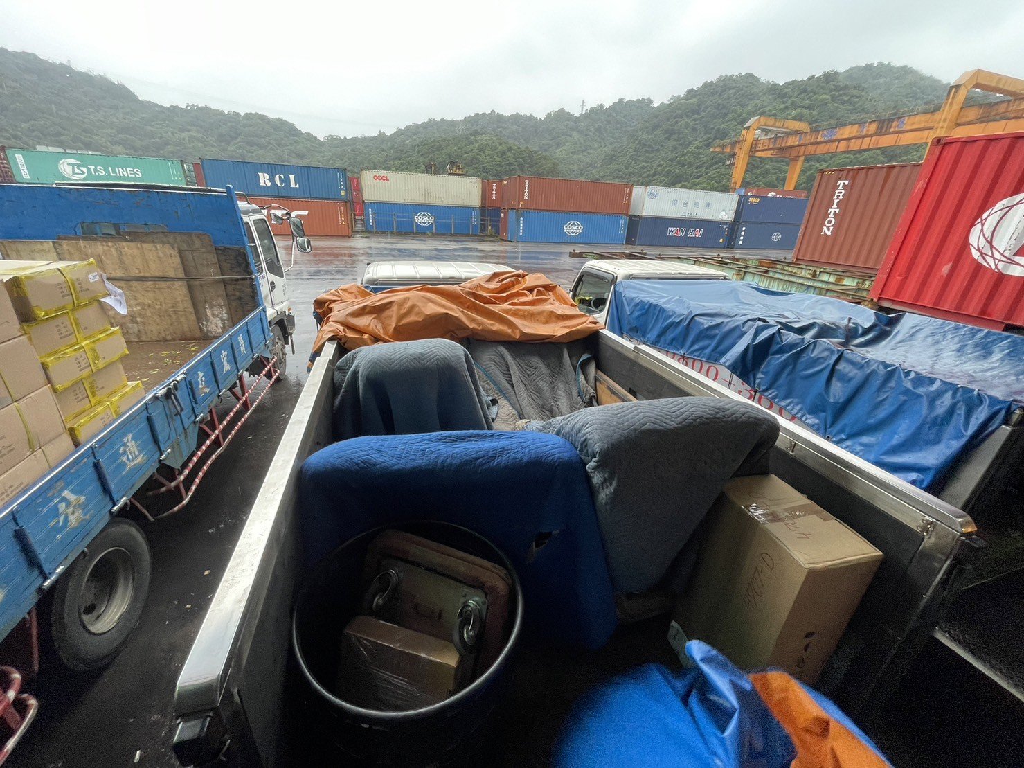 進口家具搬運首選∣歐洲代購家具搬運∣美國代購家具搬運∣基隆集貨倉家具搬運∣歐洲精品家具搬運∣義大利電動沙發搬運∣德國電動沙發搬運∣專搬Himolla電動沙發∣提領家具搬運∣台北義大利電動沙發組裝∣海運家具提領代拆包裝、搬運∣【榮福搬家公司】搬家首選、搬家公司推薦:優質搬家,包裝搬運「細膩包裝、專業搬運、用心服務、以客為尊」是榮福搬家公司的宗旨與精神。歡迎立即來電02-2651-2727專人服務。系統式家具拆裝找專業的榮福搬家就對了。 進口家具搬運首選∣歐洲代購家具搬運∣美國代購家具搬運∣基隆集貨倉家具搬運∣歐洲精品家具搬運∣義大利電動沙發搬運∣德國電動沙發搬運∣專搬Himolla電動沙發∣提領家具搬運∣台北義大利電動沙發組裝∣海運家具提領代拆包裝、搬運∣【榮福搬家公司】搬家首選、搬家公司推薦:優質搬家,包裝搬運「細膩包裝、專業搬運、用心服務、以客為尊」是榮福搬家公司的宗旨與精神。歡迎立即來電02-2651-2727專人服務。系統式家具拆裝找專業的榮福搬家就對了。