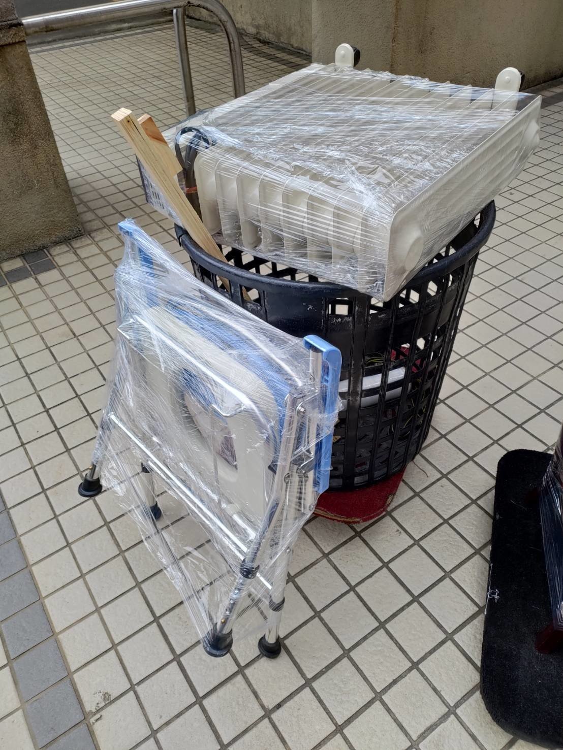 搬家公司推薦【榮福搬家公司】搬家公司首選、台北搬家、新北搬家公司推薦:搬醫療床、醫療馬桶椅、搬金庫、保險櫃搬運、搬重物、搬佛像、家庭搬家等搬運服務,包裝搬運、打包裝箱「細膩包裝、專業搬運、用心服務、以客為尊」是榮福搬家公司的宗旨與精神。歡迎立即來電02-2651-2727專人服務。 搬家公司推薦【榮福搬家公司】搬家公司首選、台北搬家、新北搬家公司推薦:搬醫療床、醫療馬桶椅、搬金庫、保險櫃搬運、搬重物、搬佛像、家庭搬家等搬運服務,包裝搬運、打包裝箱「細膩包裝、專業搬運、用心服務、以客為尊」是榮福搬家公司的宗旨與精神。歡迎立即來電02-2651-2727專人服務。