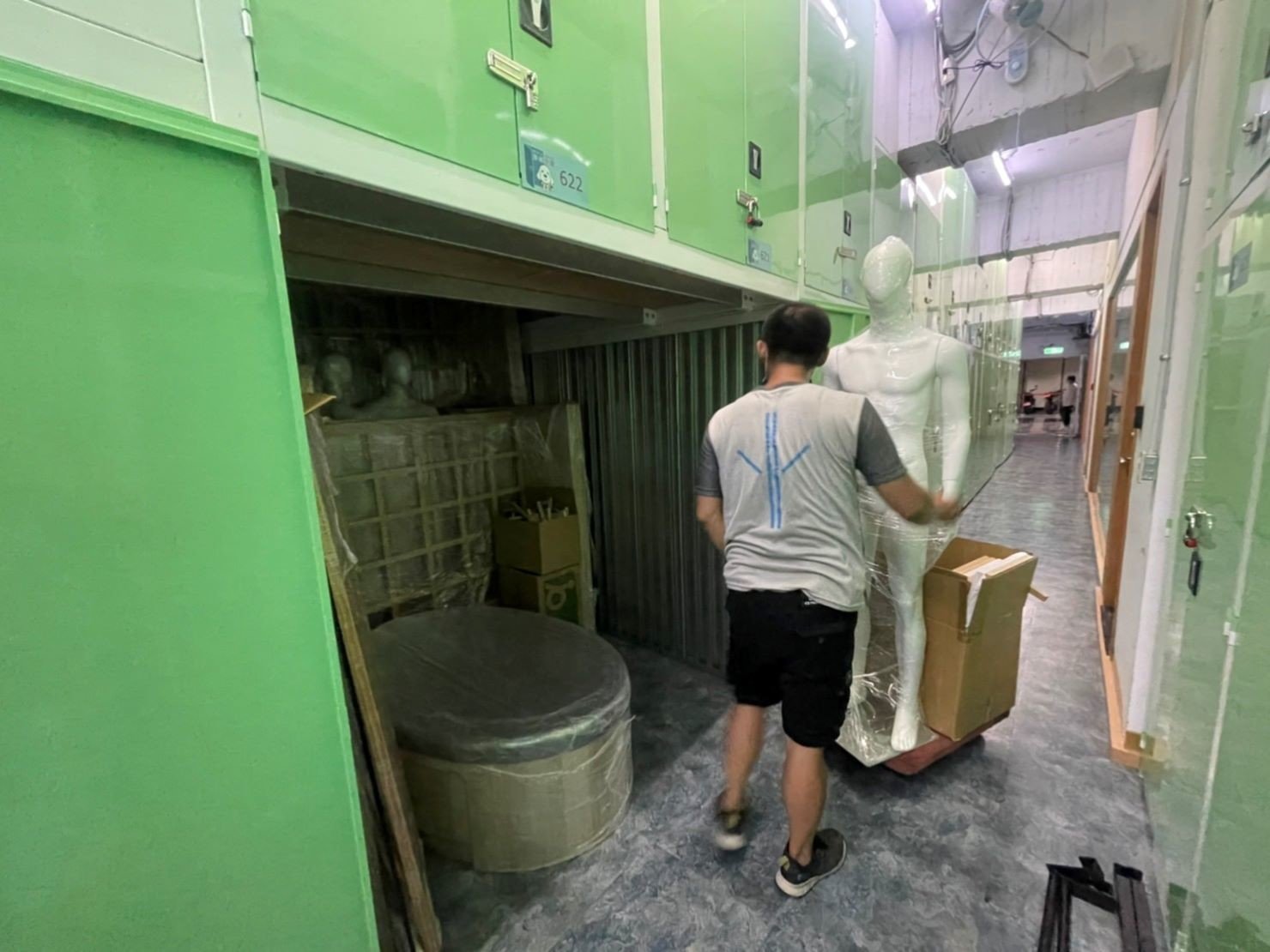 台北百貨倉儲暫放精緻包裝∣南港百貨倉儲暫放精緻包裝∣新北百貨倉儲暫放精緻包裝∣雙北百貨倉儲暫放精緻包裝∣汐止百貨倉儲暫放精緻包裝∣中永和百貨倉儲暫放精緻包裝∣板橋百貨倉儲暫放精緻包裝∣五股百貨倉儲暫放精緻包裝∣基隆百貨倉儲暫放精緻包裝∣桃園百貨倉儲暫放精緻包裝,精緻包裝搬運「細膩包裝、專業搬運、用心服務、以客為尊」是榮福搬家公司的宗旨與精神。歡迎立即來電02-2651-2727專人服務。 台北百貨倉儲暫放精緻包裝∣南港百貨倉儲暫放精緻包裝∣新北百貨倉儲暫放精緻包裝∣雙北百貨倉儲暫放精緻包裝∣汐止百貨倉儲暫放精緻包裝∣中永和百貨倉儲暫放精緻包裝∣板橋百貨倉儲暫放精緻包裝∣五股百貨倉儲暫放精緻包裝∣基隆百貨倉儲暫放精緻包裝∣桃園百貨倉儲暫放精緻包裝,精緻包裝搬運「細膩包裝、專業搬運、用心服務、以客為尊」是榮福搬家公司的宗旨與精神。歡迎立即來電02-2651-2727專人服務。