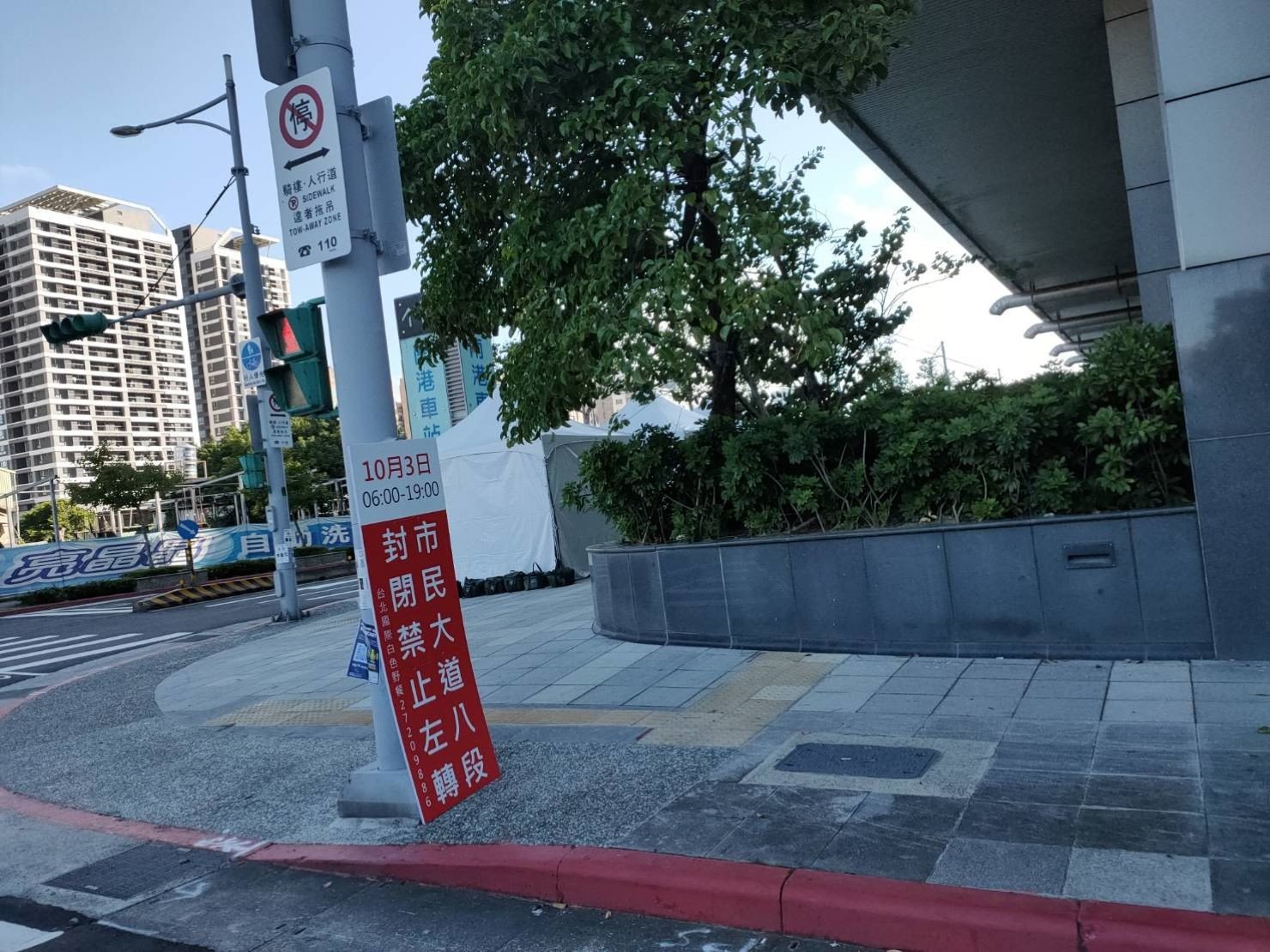 【榮福搬家公司】搬家首選、搬家公司推薦:優質搬家,包裝搬運「細膩包裝、專業搬運、用心服務、以客為尊」是榮福搬家公司的宗旨與精神。歡迎立即來電02-2651-2727專人服務。 【榮福搬家公司】搬家首選、搬家公司推薦:優質搬家,包裝搬運「細膩包裝、專業搬運、用心服務、以客為尊」是榮福搬家公司的宗旨與精神。歡迎立即來電02-2651-2727專人服務。