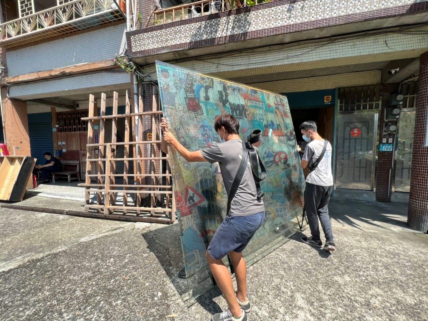 玻璃搬運、搬玻璃、強化玻璃、玻璃貨櫃屋、舞臺、舞臺結構、搬重物【榮福搬家公司】精搬重物、搬魚缸、搬鋼琴、搬金庫、人力搬運、搬按摩椅、冰箱搬運、搬家具、搬家首選、吊掛搬運、吊家具搬運、吊金庫搬運、特殊重物搬運、單件重物搬運、搬醫療床、專搬重物、企業搬運服務、公司行號搬遷、搬遷、新北搬家公司推薦、搬家公司、基隆搬家、南港搬家、桃園搬家公司推薦、台北搬家公司推薦:大台北搬家,精緻包裝搬運「細膩包裝、專業搬運、用心服務、以客為尊」是榮福搬家公司的宗旨與精神。歡迎立即來電02-2651-2727專人服務。 玻璃搬運、搬玻璃、強化玻璃、玻璃貨櫃屋、舞臺、舞臺結構、搬重物【榮福搬家公司】精搬重物、搬魚缸、搬鋼琴、搬金庫、人力搬運、搬按摩椅、冰箱搬運、搬家具、搬家首選、吊掛搬運、吊家具搬運、吊金庫搬運、特殊重物搬運、單件重物搬運、搬醫療床、專搬重物、企業搬運服務、公司行號搬遷、搬遷、新北搬家公司推薦、搬家公司、基隆搬家、南港搬家、桃園搬家公司推薦、台北搬家公司推薦:大台北搬家,精緻包裝搬運「細膩包裝、專業搬運、用心服務、以客為尊」是榮福搬家公司的宗旨與精神。歡迎立即來電02-2651-2727專人服務。