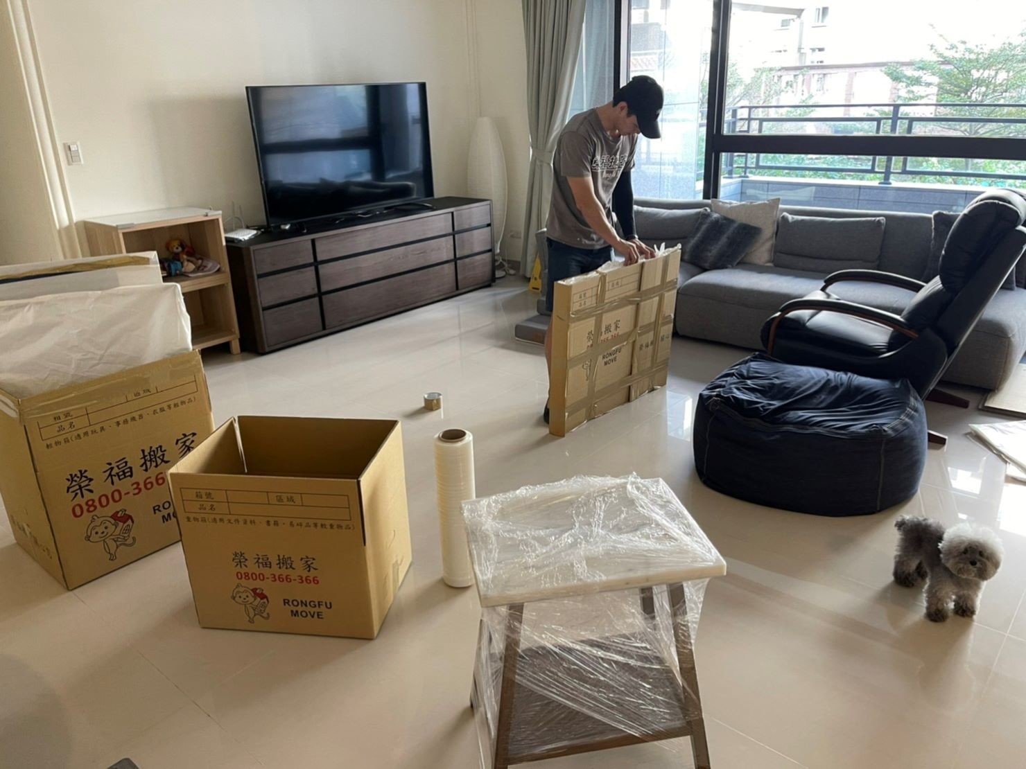 搬家公司推薦、新北搬家推薦【榮福搬家公司】精緻包裝搬運「細膩包裝、專業搬運、用心服務、以客為尊」是榮福搬家公司的宗旨與精神:搬家首選、南港搬家、桃園搬家公司推薦、台北搬家公司推薦、精緻搬家、精緻包裝、搬家達人、搬家具、冰箱搬運、基隆搬家、搬家電、床墊搬運、跨縣市搬家、搬公司行號、家庭搬家、搬鋼琴、搬工、搬運、搬家紙箱,針對顧客都秉持以用心實在專業搬家技巧,搬家實在用心值得您的信賴與選擇。歡迎來電咨詢02-2651-2727,榮福搬家有專員立即為您服務。 搬家公司推薦、新北搬家推薦【榮福搬家公司】精緻包裝搬運「細膩包裝、專業搬運、用心服務、以客為尊」是榮福搬家公司的宗旨與精神:搬家首選、南港搬家、桃園搬家公司推薦、台北搬家公司推薦、精緻搬家、精緻包裝、搬家達人、搬家具、冰箱搬運、基隆搬家、搬家電、床墊搬運、跨縣市搬家、搬公司行號、家庭搬家、搬鋼琴、搬工、搬運、搬家紙箱,針對顧客都秉持以用心實在專業搬家技巧,搬家實在用心值得您的信賴與選擇。歡迎來電咨詢02-2651-2727,榮福搬家有專員立即為您服務。