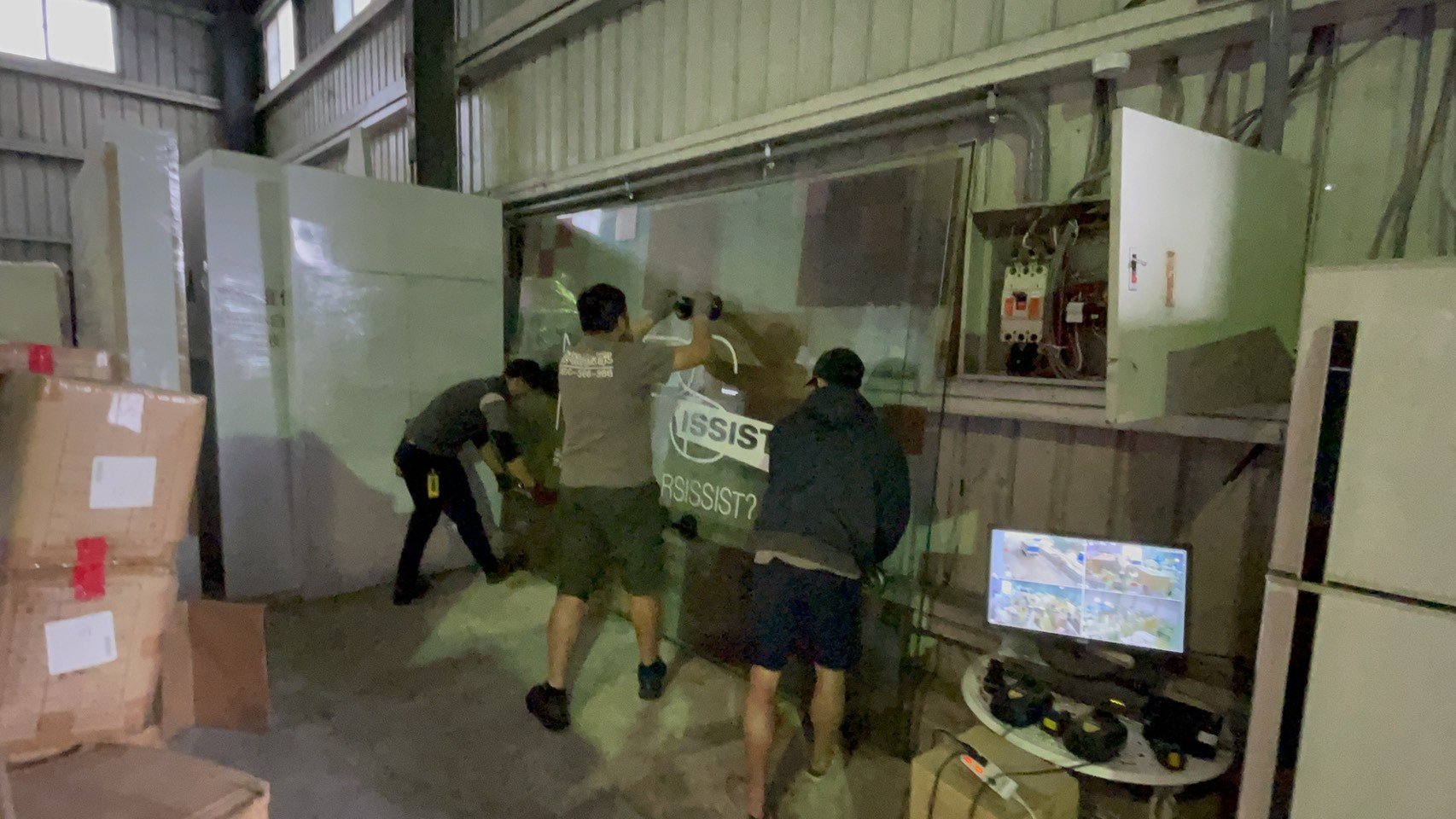玻璃搬運、搬玻璃、搬重物【榮福搬家公司】精搬重物、精搬魚缸、精搬鋼琴、跨縣市搬家、搬工計時、人力搬運、搬運、搬重物技巧、重物搬運器、搬重物工具、冰箱搬運、搬家具、搬家首選、吊掛搬運、吊家具搬運、吊金庫搬運、特殊重物搬運、單件重物搬運、搬醫療床、專搬重物、企業搬運服務、公司行號搬遷、搬遷、新北搬家公司推薦、搬家公司、基隆搬家、南港搬家、桃園搬家公司推薦、台北搬家公司推薦:大台北搬家,精緻包裝搬運「細膩包裝、專業搬運、用心服務、以客為尊」是榮福搬家公司的宗旨與精神。歡迎立即來電02-2651-2727專人服務。 玻璃搬運、搬玻璃、搬重物【榮福搬家公司】精搬重物、精搬魚缸、精搬鋼琴、跨縣市搬家、搬工計時、人力搬運、搬運、搬重物技巧、重物搬運器、搬重物工具、冰箱搬運、搬家具、搬家首選、吊掛搬運、吊家具搬運、吊金庫搬運、特殊重物搬運、單件重物搬運、搬醫療床、專搬重物、企業搬運服務、公司行號搬遷、搬遷、新北搬家公司推薦、搬家公司、基隆搬家、南港搬家、桃園搬家公司推薦、台北搬家公司推薦:大台北搬家,精緻包裝搬運「細膩包裝、專業搬運、用心服務、以客為尊」是榮福搬家公司的宗旨與精神。歡迎立即來電02-2651-2727專人服務。