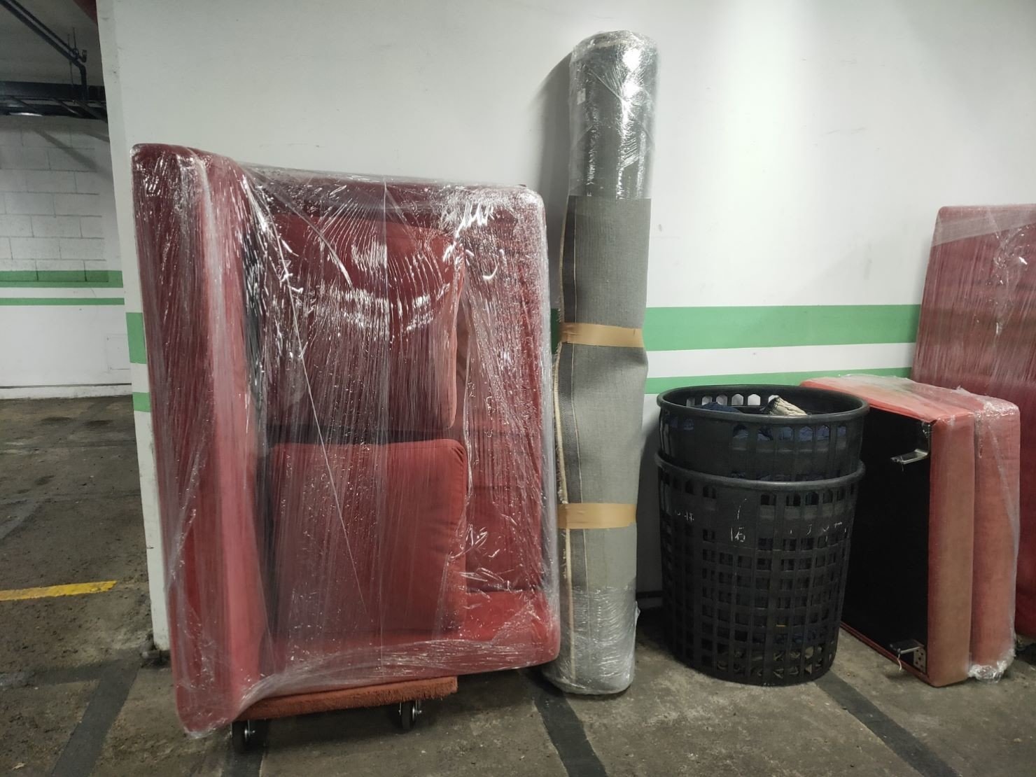 搬家公司推薦、新北搬家推薦【榮福搬家公司】南港搬家、桃園搬家公司推薦、台北搬家公司推薦、搬家具、冰箱搬運、基隆搬家、搬家電、床墊搬運、大型家具搬運、單件家具運送、跨縣市搬家、搬家首選、搬公司行號、家庭搬家、搬鋼琴、搬工、搬運、搬家紙箱、吊家具搬運、沙發搬運、衣櫃搬運、拆裝家具,針對顧客都秉持以用心實在專業搬家技巧,搬家實在用心值得您的信賴與選擇。優質搬家,包裝搬運「細膩包裝、專業搬運、用心服務、以客為尊」是榮福搬家公司的宗旨與精神。歡迎立即來電02-2651-2727專人服務。系統式家具拆裝找專業的榮福搬家就對了。 搬家公司推薦、新北搬家推薦【榮福搬家公司】南港搬家、桃園搬家公司推薦、台北搬家公司推薦、搬家具、冰箱搬運、基隆搬家、搬家電、床墊搬運、大型家具搬運、單件家具運送、跨縣市搬家、搬家首選、搬公司行號、家庭搬家、搬鋼琴、搬工、搬運、搬家紙箱、吊家具搬運、沙發搬運、衣櫃搬運、拆裝家具,針對顧客都秉持以用心實在專業搬家技巧,搬家實在用心值得您的信賴與選擇。優質搬家,包裝搬運「細膩包裝、專業搬運、用心服務、以客為尊」是榮福搬家公司的宗旨與精神。歡迎立即來電02-2651-2727專人服務。系統式家具拆裝找專業的榮福搬家就對了。