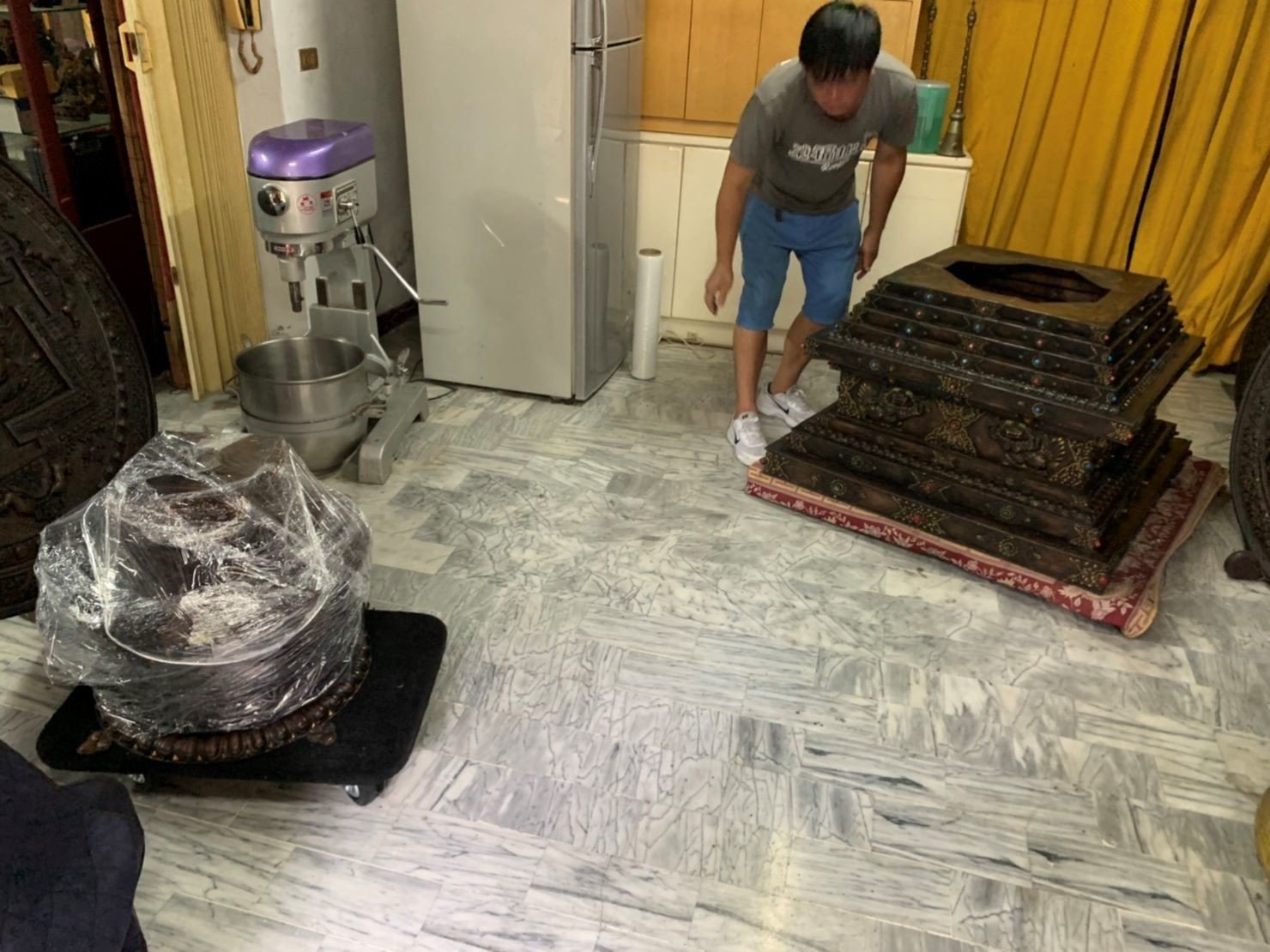 新北搬家公司推薦【榮福搬家公司】值得您來選擇:佛像分疊包裝與搬運也是以最高品質來做服務。 新北搬家公司推薦【榮福搬家公司】值得您來選擇:佛像分疊包裝與搬運也是以最高品質來做服務。