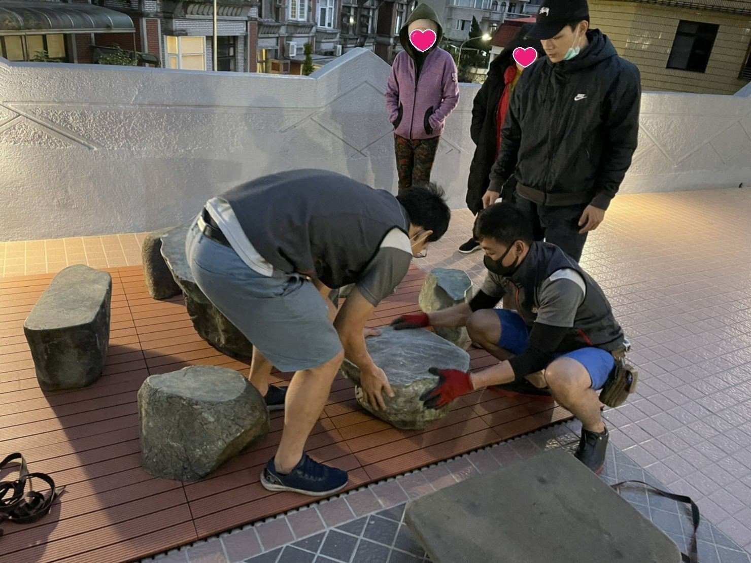 搬重物【榮福搬家公司】石墩搬運、搬石椅、搬石頭桌、搬洗衣機、搬披薩窯、精搬金庫、搬保險櫃、精搬魚缸、精搬鋼琴、跨縣搬家、搬工派遣、搬運、搬床墊、搬冰箱、搬家具、搬家首選、吊掛搬運、吊家具搬運、特殊重物搬運、專搬重物、新北搬家推薦、搬家公司、基隆搬家、南港搬家、桃園搬家公司、台北搬家公司推薦:大台北搬家,精緻包裝搬運「細膩包裝、專業搬運、用心服務、以客為尊」是榮福搬家公司的宗旨與精神。歡迎立即來電02-2651-2727專人服務。 搬重物【榮福搬家公司】石墩搬運、搬石椅、搬石頭桌、搬洗衣機、搬披薩窯、精搬金庫、搬保險櫃、精搬魚缸、精搬鋼琴、跨縣搬家、搬工派遣、搬運、搬床墊、搬冰箱、搬家具、搬家首選、吊掛搬運、吊家具搬運、特殊重物搬運、專搬重物、新北搬家推薦、搬家公司、基隆搬家、南港搬家、桃園搬家公司、台北搬家公司推薦:大台北搬家,精緻包裝搬運「細膩包裝、專業搬運、用心服務、以客為尊」是榮福搬家公司的宗旨與精神。歡迎立即來電02-2651-2727專人服務。
