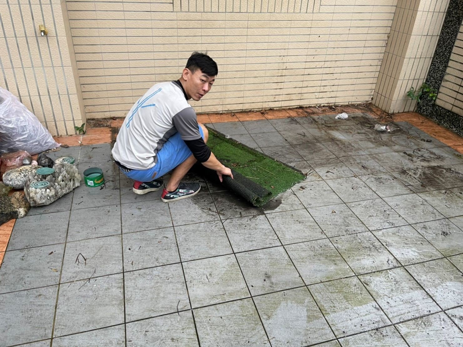 搬家公司推薦、新北搬家推薦【榮福搬家公司】南港搬家、精搬魚缸、桃園搬家公司推薦、台北搬家公司推薦、廢棄家具處理、廢棄家具清運、家庭廢棄物清運、清運、搬家、家具垃圾清運、搬家具、冰箱搬運、基隆搬家、搬洗衣機、搬家電、床墊搬運、搬保險櫃、搬金庫、搬公司行號、跨縣市搬家、搬沙發、家庭搬家、搬家首選、搬鋼琴、搬工、搬運、搬家紙箱,針對顧客都秉持以用心實在專業搬家技巧,搬家實在用心值得您的信賴與選擇。歡迎來電咨詢02-2651-2727,榮福搬家有專員立即為您服務。 搬家公司推薦、新北搬家推薦【榮福搬家公司】南港搬家、精搬魚缸、桃園搬家公司推薦、台北搬家公司推薦、廢棄家具處理、廢棄家具清運、家庭廢棄物清運、清運、搬家、家具垃圾清運、搬家具、冰箱搬運、基隆搬家、搬洗衣機、搬家電、床墊搬運、搬保險櫃、搬金庫、搬公司行號、跨縣市搬家、搬沙發、家庭搬家、搬家首選、搬鋼琴、搬工、搬運、搬家紙箱,針對顧客都秉持以用心實在專業搬家技巧,搬家實在用心值得您的信賴與選擇。歡迎來電咨詢02-2651-2727,榮福搬家有專員立即為您服務。