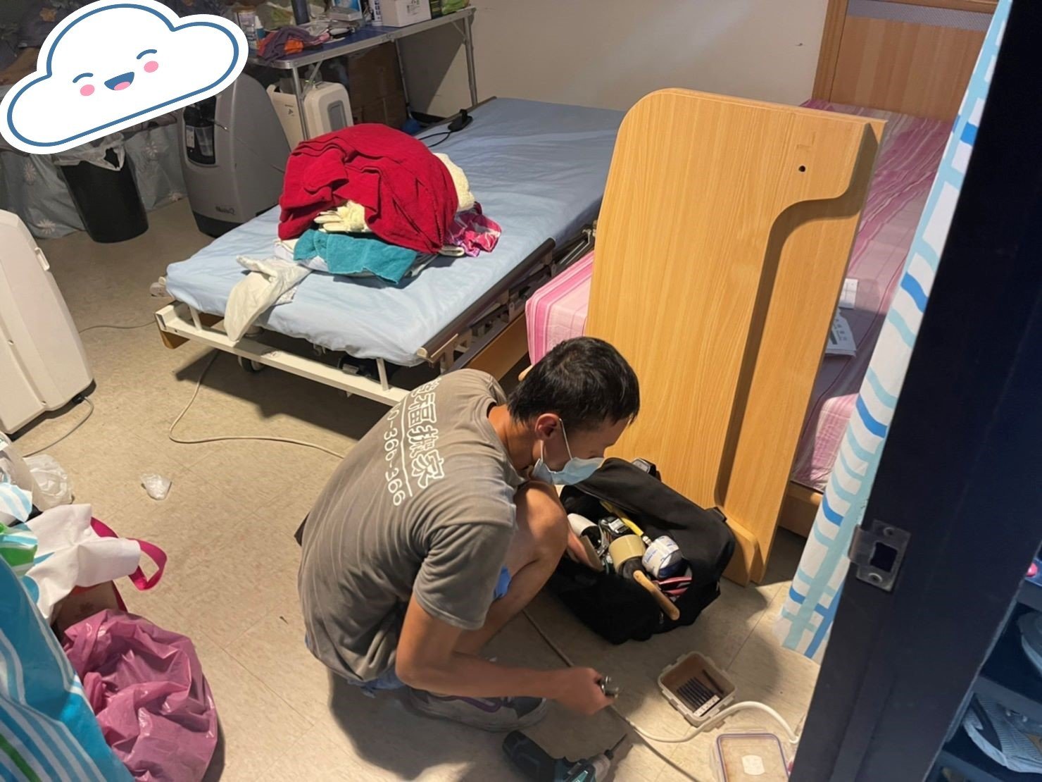 特殊搬運、搬重物【榮福搬家】醫療床、電動床、電動病床、只搬單一物件、南港搬家、桃園搬家公司推薦、新北搬家公司推薦、百貨公司進撤櫃、專櫃進撤櫃、企業搬運服務、搬公司行號、廠房遷移、公司行號搬遷、政府機關搬遷、百貨專櫃遷移、學校單位搬遷、精緻包裝、家庭搬家、搬鋼琴、搬工計時、搬工服務、人力搬運,針對顧客都秉持以用心實在專業搬家技巧,搬家實在用心值得您的信賴與選擇。歡迎來電咨詢02-2651-2727,榮福搬家有專員立即為您服務。 特殊搬運、搬重物【榮福搬家】醫療床、電動床、電動病床、只搬單一物件、南港搬家、桃園搬家公司推薦、新北搬家公司推薦、百貨公司進撤櫃、專櫃進撤櫃、企業搬運服務、搬公司行號、廠房遷移、公司行號搬遷、政府機關搬遷、百貨專櫃遷移、學校單位搬遷、精緻包裝、家庭搬家、搬鋼琴、搬工計時、搬工服務、人力搬運,針對顧客都秉持以用心實在專業搬家技巧,搬家實在用心值得您的信賴與選擇。歡迎來電咨詢02-2651-2727,榮福搬家有專員立即為您服務。