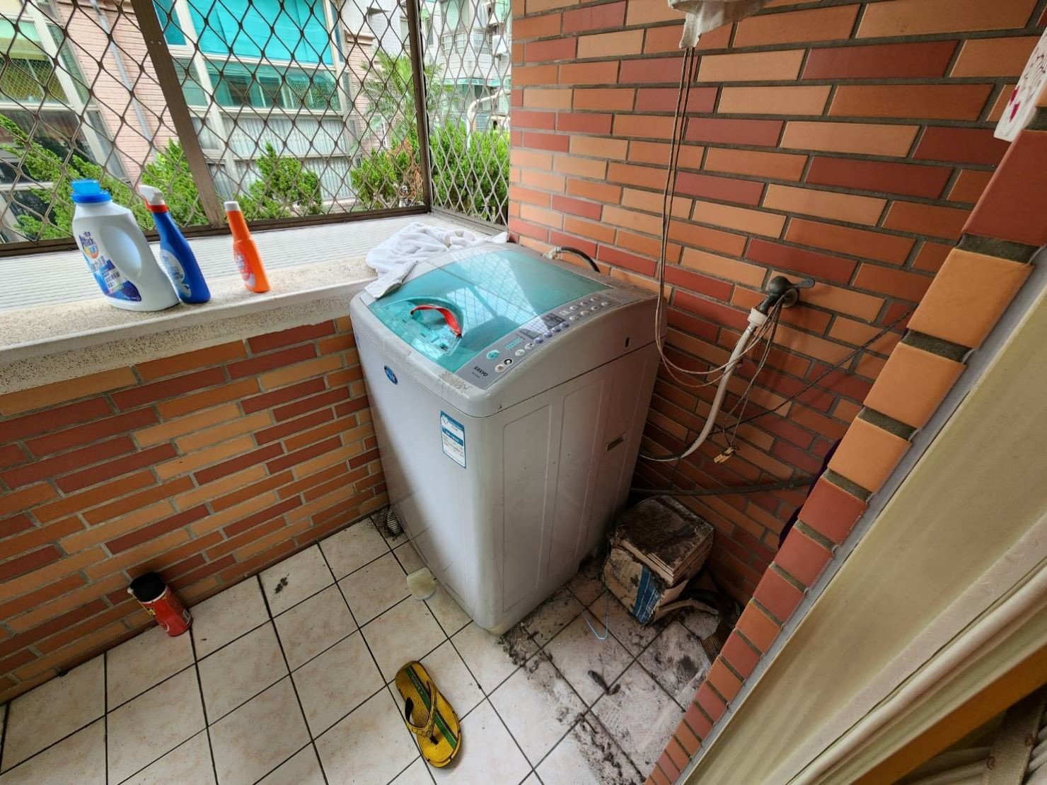 新北市垃圾清運、台北垃圾清運、不要的家具怎麼辦、搬家公司推薦、新北搬家推薦【榮福搬家公司】南港搬家、桃園搬家公司推薦、桃園大型垃圾、台北搬家公司推薦、租屋族、套房、雅房、房東、房東最愛、搬垃圾處理、家庭廢棄物清運、廢棄物處理、搬運廢棄物、家具垃圾處理、清運、搬家具、冰箱搬運、基隆搬家、大型家電回收清運、床墊搬運、搬衣櫃、大型家具丟棄、搬公司行號、家庭垃圾清運公司、清垃圾、廢棄家具處理、廢棄家具清運、搬家車,針對顧客都秉持以用心實在專業搬家技巧,搬家實在用心值得您的信賴與選擇。歡迎來電咨詢02-2651-2727,榮福搬家有專員立即為您服務。 新北市垃圾清運、台北垃圾清運、不要的家具怎麼辦、搬家公司推薦、新北搬家推薦【榮福搬家公司】南港搬家、桃園搬家公司推薦、桃園大型垃圾、台北搬家公司推薦、租屋族、套房、雅房、房東、房東最愛、搬垃圾處理、家庭廢棄物清運、廢棄物處理、搬運廢棄物、家具垃圾處理、清運、搬家具、冰箱搬運、基隆搬家、大型家電回收清運、床墊搬運、搬衣櫃、大型家具丟棄、搬公司行號、家庭垃圾清運公司、清垃圾、廢棄家具處理、廢棄家具清運、搬家車,針對顧客都秉持以用心實在專業搬家技巧,搬家實在用心值得您的信賴與選擇。歡迎來電咨詢02-2651-2727,榮福搬家有專員立即為您服務。
