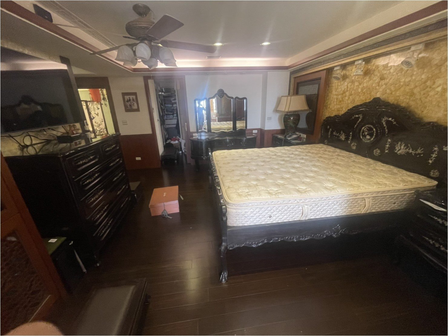 台北豪宅搬運|新北豪宅搬運|南港豪宅搬運|大安豪宅搬運|士林豪宅搬運|內湖豪宅搬運|汐止豪宅搬運|中永和豪宅搬運|桃園豪宅搬運|龜山豪宅搬運|不需使用到車計時搬工服務|室內裝潢、裝修精緻包裝服務|豪宅倉儲暫放防塵、防潮精緻防護包裝|搬家公司推薦,台北搬家公司搬遷推薦【榮福搬家公司】貼近顧客搬運需求,榮福搬家團隊都秉持以用心實在專業搬家技巧,搬家實在用心值得您的信賴與選擇。歡迎加入官方Line ID:@0800-366366 客服專員一對一服務。 台北豪宅搬運|新北豪宅搬運|南港豪宅搬運|大安豪宅搬運|士林豪宅搬運|內湖豪宅搬運|汐止豪宅搬運|中永和豪宅搬運|桃園豪宅搬運|龜山豪宅搬運|不需使用到車計時搬工服務|室內裝潢、裝修精緻包裝服務|豪宅倉儲暫放防塵、防潮精緻防護包裝|搬家公司推薦,台北搬家公司搬遷推薦【榮福搬家公司】貼近顧客搬運需求,榮福搬家團隊都秉持以用心實在專業搬家技巧,搬家實在用心值得您的信賴與選擇。歡迎加入官方Line ID:@0800-366366 客服專員一對一服務。