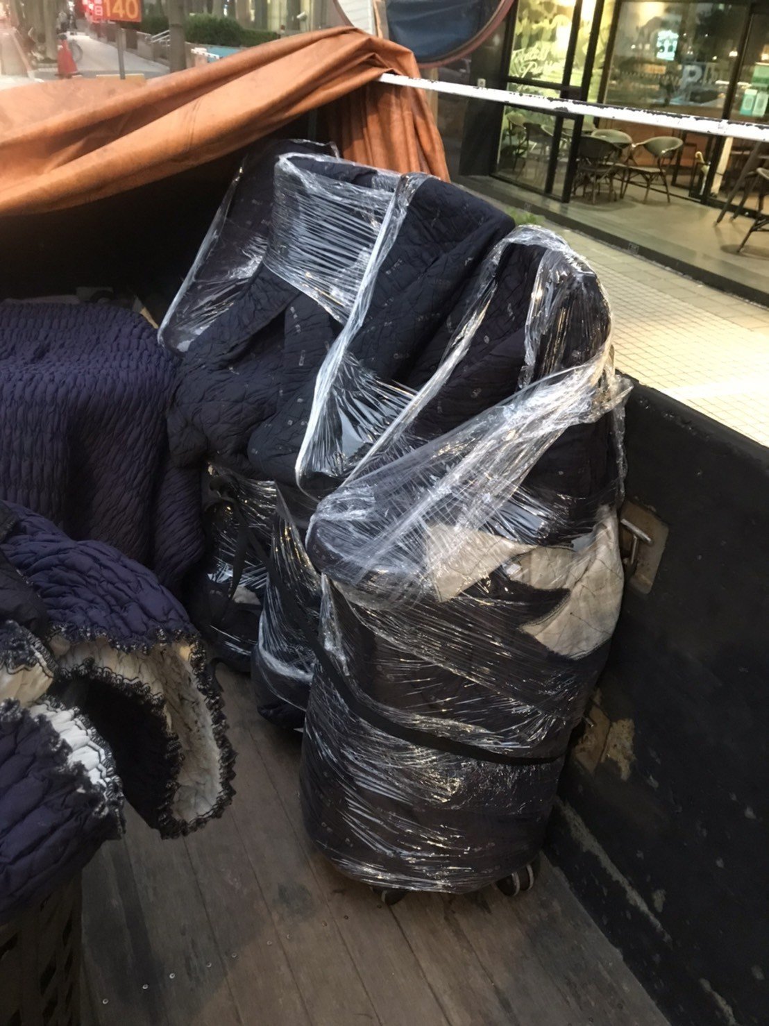 台北牙醫教育中心口掃機搬遷|南港牙醫教育中心口掃機搬遷|內湖牙醫教育中心口掃機搬遷|士林牙醫教育中心口掃機搬遷|板橋牙醫教育中心口掃機搬遷|新北牙醫教育中心口掃機搬遷|台北牙醫教育中心3D齒雕機搬遷|新北牙醫教育中心3D齒雕機搬遷|士林牙醫教育中心3D齒雕機搬遷|內湖牙醫教育中心3D齒雕機搬遷|板橋牙醫教育中心齒雕雞搬遷|新北牙醫教育中心齒雕雞搬遷|皮膚管理皮秒儀器搬遷|皮膚管理雷射設備搬遷|各式醫美雷射器材搬運|脈衝光儀器設備搬遷|除毛雷射儀器設備搬遷|電波拉皮儀器設備搬遷|【榮福搬家】屬專業搬家細膩運唯一首選,累積20年各式各樣特殊儀器設備的搬運經驗,專業敏捷快速完成您的各項搬運任務。針對顧客都秉持以用心實在專業搬家技巧,搬家實在用心值得您的信賴與選擇。歡迎來電咨詢02-2651-2727,榮福搬家有專員立即為您服務。 台北牙醫教育中心口掃機搬遷|南港牙醫教育中心口掃機搬遷|內湖牙醫教育中心口掃機搬遷|士林牙醫教育中心口掃機搬遷|板橋牙醫教育中心口掃機搬遷|新北牙醫教育中心口掃機搬遷|台北牙醫教育中心3D齒雕機搬遷|新北牙醫教育中心3D齒雕機搬遷|士林牙醫教育中心3D齒雕機搬遷|內湖牙醫教育中心3D齒雕機搬遷|板橋牙醫教育中心齒雕雞搬遷|新北牙醫教育中心齒雕雞搬遷|皮膚管理皮秒儀器搬遷|皮膚管理雷射設備搬遷|各式醫美雷射器材搬運|脈衝光儀器設備搬遷|除毛雷射儀器設備搬遷|電波拉皮儀器設備搬遷|【榮福搬家】屬專業搬家細膩運唯一首選,累積20年各式各樣特殊儀器設備的搬運經驗,專業敏捷快速完成您的各項搬運任務。針對顧客都秉持以用心實在專業搬家技巧,搬家實在用心值得您的信賴與選擇。歡迎來電咨詢02-2651-2727,榮福搬家有專員立即為您服務。