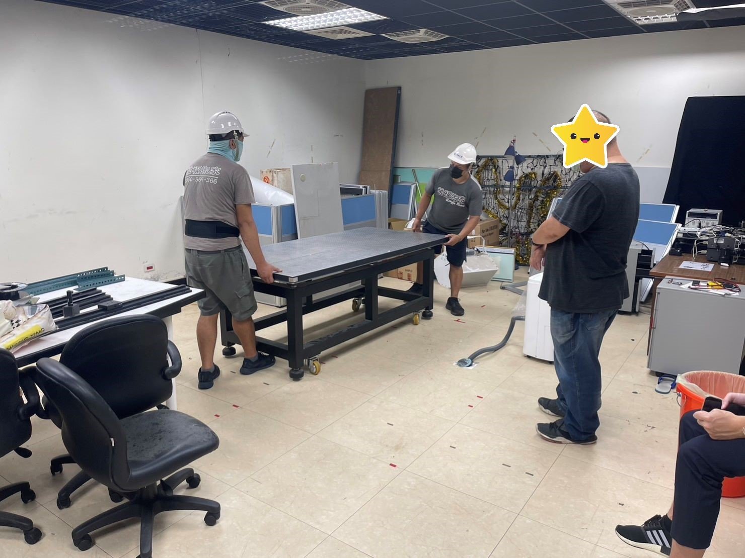 特殊重物光學桌搬運作業、台北搬實驗室生醫設備∣南港搬實驗室生醫設備∣新北搬實驗室生醫設備∣雙北搬實驗室生醫設備∣汐止搬實驗室生醫設備∣中永和搬實驗室生醫設備∣板橋搬實驗室生醫設備∣五股搬實驗室生醫設備∣基隆搬實驗室生醫設備∣桃園搬實驗室生醫設備∣新竹搬實驗室生醫設備∣台北各大校園光學桌搬運∣新北各大校園光學桌搬運∣桃園各大校園光學桌搬運∣新竹各大校園光學桌搬運∣【榮福搬家】屬專業搬家細膩運唯一首選,累積20年各式各樣特殊儀器設備的搬運經驗,專業敏捷快速完成您的各項搬運任務。針對顧客都秉持以用心實在專業搬家技巧,搬家實在用心值得您的信賴與選擇。歡迎來電咨詢02-2651-2727,榮福搬家有專員立即為您服務。 特殊重物光學桌搬運作業、台北搬實驗室生醫設備∣南港搬實驗室生醫設備∣新北搬實驗室生醫設備∣雙北搬實驗室生醫設備∣汐止搬實驗室生醫設備∣中永和搬實驗室生醫設備∣板橋搬實驗室生醫設備∣五股搬實驗室生醫設備∣基隆搬實驗室生醫設備∣桃園搬實驗室生醫設備∣新竹搬實驗室生醫設備∣台北各大校園光學桌搬運∣新北各大校園光學桌搬運∣桃園各大校園光學桌搬運∣新竹各大校園光學桌搬運∣【榮福搬家】屬專業搬家細膩運唯一首選,累積20年各式各樣特殊儀器設備的搬運經驗,專業敏捷快速完成您的各項搬運任務。針對顧客都秉持以用心實在專業搬家技巧,搬家實在用心值得您的信賴與選擇。歡迎來電咨詢02-2651-2727,榮福搬家有專員立即為您服務。