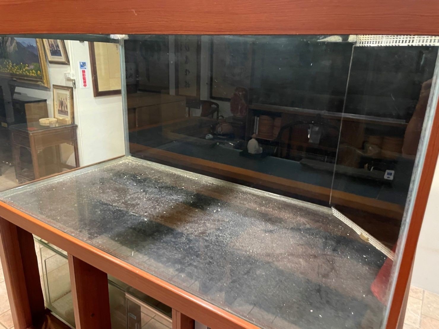 台北搬運6尺魚缸∣南港搬運6尺魚缸∣新北搬運6尺魚缸∣雙北搬運6尺魚缸∣汐止搬運6尺魚缸∣中永和搬運6尺魚缸∣板橋搬運6尺魚缸∣五股搬運6尺魚缸∣基隆搬運6尺魚缸∣桃園搬運6尺魚缸∣專業搬6尺魚缸【榮福搬家公司】具專業團隊擁有精緻包裝組及重物搬運組,能依據業主、顧客需求分派其專業團隊組,進行各尺魚缸專業安全搬運服務;給予最優質、放心各項搬家、搬運需求。 台北搬運6尺魚缸∣南港搬運6尺魚缸∣新北搬運6尺魚缸∣雙北搬運6尺魚缸∣汐止搬運6尺魚缸∣中永和搬運6尺魚缸∣板橋搬運6尺魚缸∣五股搬運6尺魚缸∣基隆搬運6尺魚缸∣桃園搬運6尺魚缸∣專業搬6尺魚缸【榮福搬家公司】具專業團隊擁有精緻包裝組及重物搬運組,能依據業主、顧客需求分派其專業團隊組,進行各尺魚缸專業安全搬運服務;給予最優質、放心各項搬家、搬運需求。