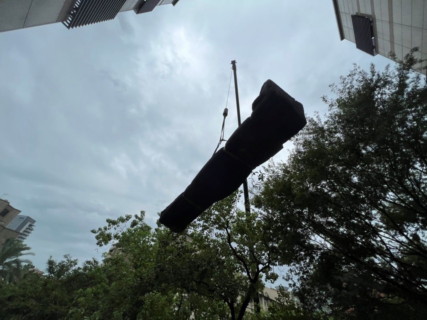 台北搬家吊掛搬運∣南港搬家吊掛搬運∣新北搬家吊掛搬運∣雙北搬家吊掛搬運∣汐止搬家吊掛搬運∣五股搬家吊掛搬運∣中永和搬家吊掛搬運∣板橋搬家吊掛搬運∣桃園搬家吊掛搬運推薦【榮福搬家】屬專業搬家細膩運唯一首選,累積20年各式各樣特殊重物的搬運經驗,專業敏捷快速完成您的各項搬運任務。榮福搬家具備精緻包裝搬運「細膩包裝、專業搬運、用心服務、以客為尊」是榮福搬家公司的宗旨與精神。歡迎立即來電02-2651-2727專人服務。 台北搬家吊掛搬運∣南港搬家吊掛搬運∣新北搬家吊掛搬運∣雙北搬家吊掛搬運∣汐止搬家吊掛搬運∣五股搬家吊掛搬運∣中永和搬家吊掛搬運∣板橋搬家吊掛搬運∣桃園搬家吊掛搬運推薦【榮福搬家】屬專業搬家細膩運唯一首選,累積20年各式各樣特殊重物的搬運經驗,專業敏捷快速完成您的各項搬運任務。榮福搬家具備精緻包裝搬運「細膩包裝、專業搬運、用心服務、以客為尊」是榮福搬家公司的宗旨與精神。歡迎立即來電02-2651-2727專人服務。
