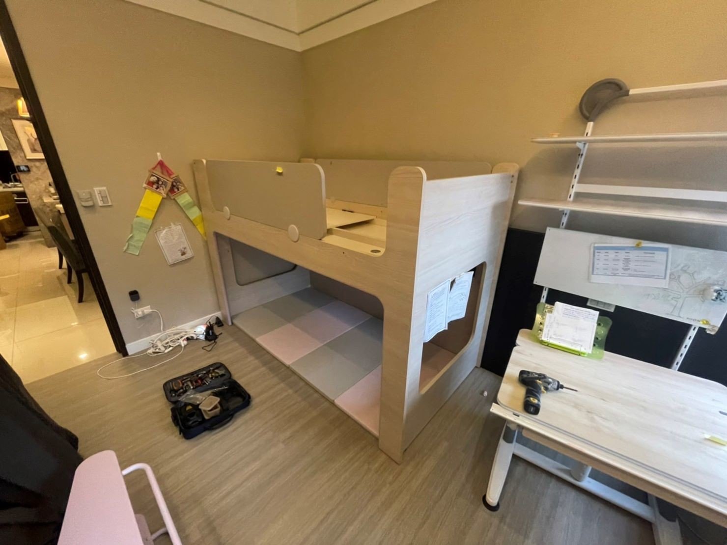 【榮福搬家公司】搬家首選、搬家公司推薦:IKEA、宜得利、B&Q等系統式家具拆裝找專業的榮福搬家就對了。優質搬家,包裝搬運「細膩包裝、專業搬運、用心服務、以客為尊」是榮福搬家公司的宗旨與精神。歡迎立即來電02-2651-2727專人服務。 【榮福搬家公司】搬家首選、搬家公司推薦:IKEA、宜得利、B&Q等系統式家具拆裝找專業的榮福搬家就對了。優質搬家,包裝搬運「細膩包裝、專業搬運、用心服務、以客為尊」是榮福搬家公司的宗旨與精神。歡迎立即來電02-2651-2727專人服務。