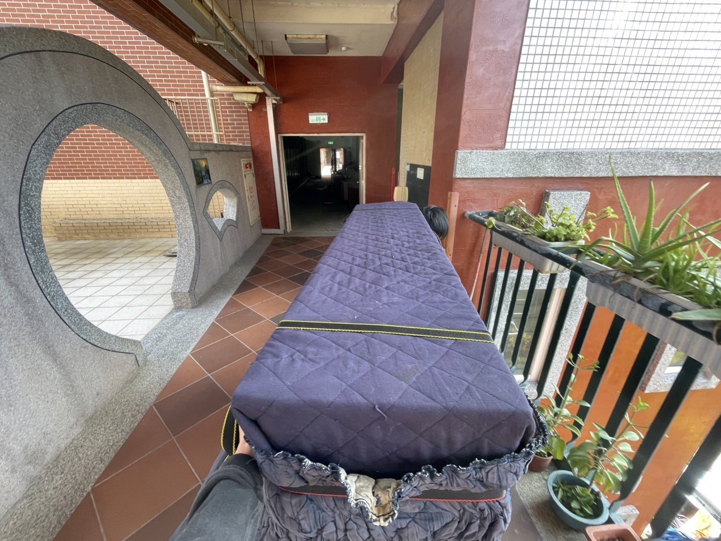 台北鋼琴室內移動|新北鋼琴室內移動|五股鋼琴室內移動|中永和鋼琴室內移動|士林鋼琴室內移動|三重鋼琴是內移動|直立式鋼琴同社區不同棟搬運移動|平台三角鋼琴同社區不同棟搬運移動|台北校院音樂教室鋼琴室內移動|新北校院音樂教室鋼琴室內移動|桃園校院音樂教室鋼琴室內移動|林口校院音樂教室鋼琴室內移動|淡水校院音樂教室鋼琴室內移動|推薦專班鋼琴【榮福搬家公司】秉持以用心實在專業搬家技巧,搬家實在用心值得您的信賴與選擇。歡迎來電咨詢02-2651-2727,榮福搬家有專員立即為您服務。 台北鋼琴室內移動|新北鋼琴室內移動|五股鋼琴室內移動|中永和鋼琴室內移動|士林鋼琴室內移動|三重鋼琴是內移動|直立式鋼琴同社區不同棟搬運移動|平台三角鋼琴同社區不同棟搬運移動|台北校院音樂教室鋼琴室內移動|新北校院音樂教室鋼琴室內移動|桃園校院音樂教室鋼琴室內移動|林口校院音樂教室鋼琴室內移動|淡水校院音樂教室鋼琴室內移動|推薦專班鋼琴【榮福搬家公司】秉持以用心實在專業搬家技巧,搬家實在用心值得您的信賴與選擇。歡迎來電咨詢02-2651-2727,榮福搬家有專員立即為您服務。