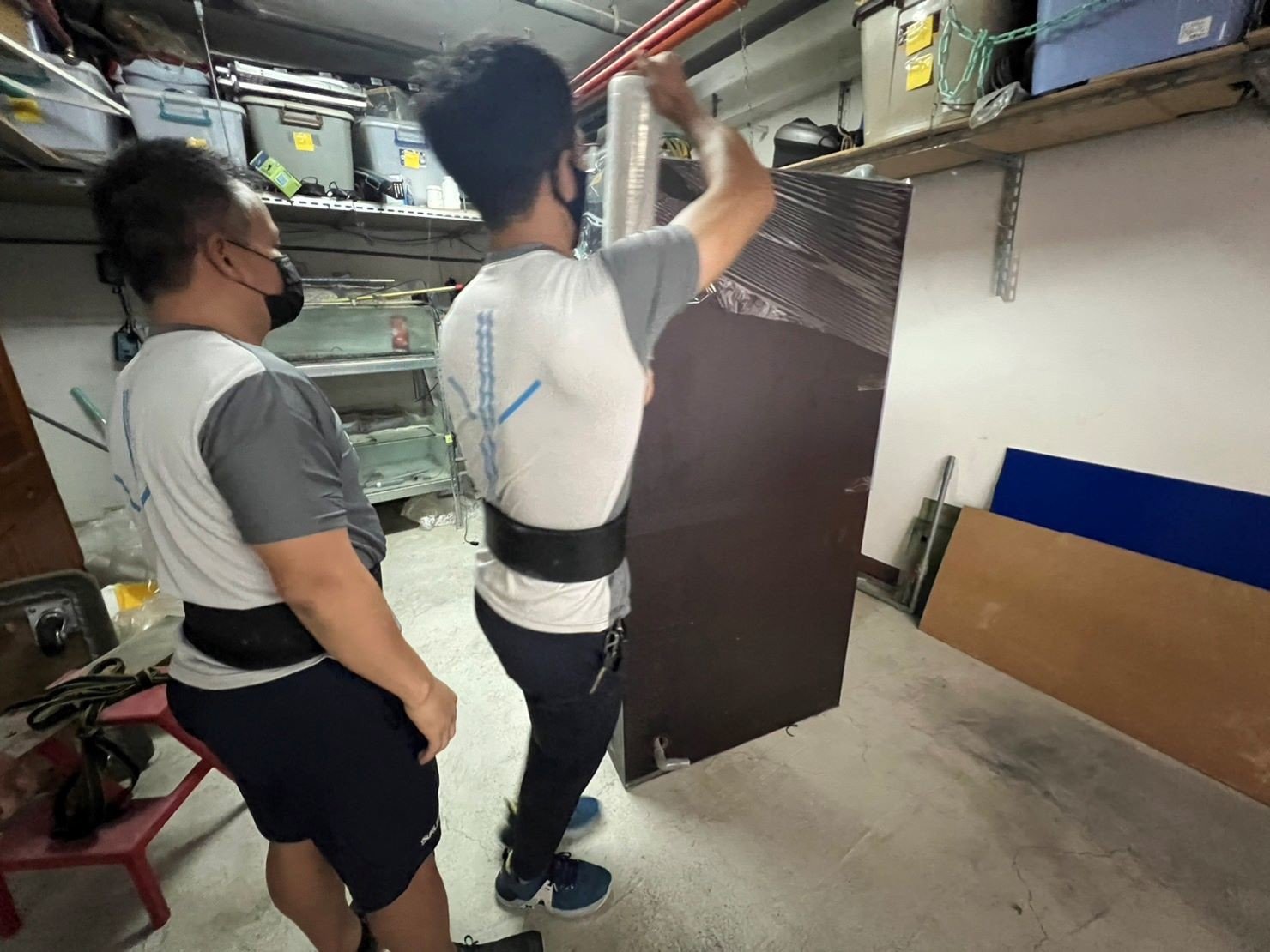 台北搬運7尺魚缸∣南港搬運7尺魚缸∣新北搬運7尺魚缸∣雙北搬運7尺魚缸∣汐止搬運7尺魚缸∣中永和搬運7尺魚缸∣板橋搬運7尺魚缸∣五股搬運7尺魚缸∣基隆搬運7尺魚缸∣桃園搬運7尺魚缸∣專業搬7尺魚缸【榮福搬家公司】具專業團隊擁有精緻包裝組及重物搬運組,能依據業主、顧客需求分派其專業團隊組,進行各尺魚缸專業安全搬運服務;給予最優質、放心各項搬家、搬運需求。 台北搬運7尺魚缸∣南港搬運7尺魚缸∣新北搬運7尺魚缸∣雙北搬運7尺魚缸∣汐止搬運7尺魚缸∣中永和搬運7尺魚缸∣板橋搬運7尺魚缸∣五股搬運7尺魚缸∣基隆搬運7尺魚缸∣桃園搬運7尺魚缸∣專業搬7尺魚缸【榮福搬家公司】具專業團隊擁有精緻包裝組及重物搬運組,能依據業主、顧客需求分派其專業團隊組,進行各尺魚缸專業安全搬運服務;給予最優質、放心各項搬家、搬運需求。