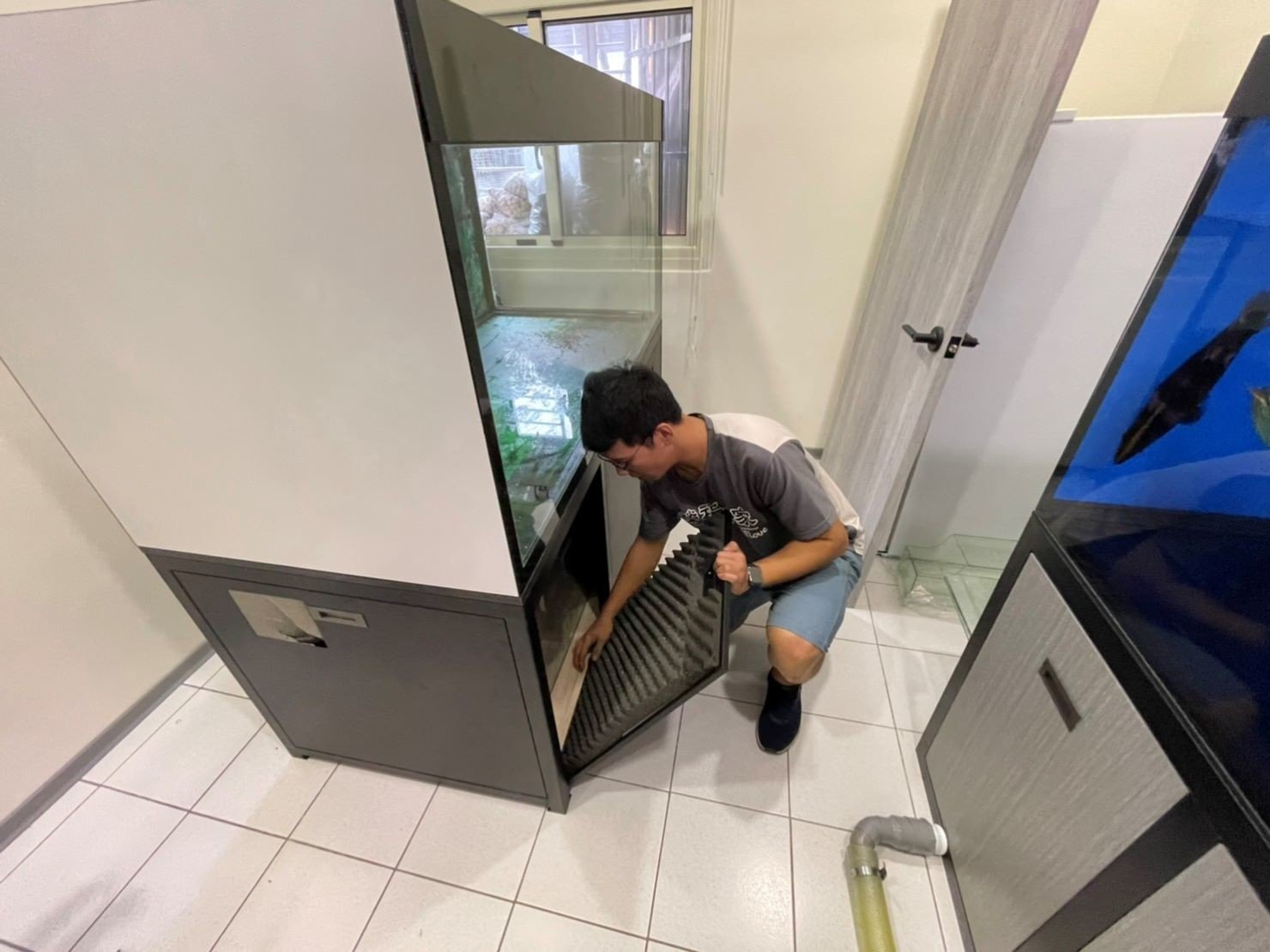 搬家公司推薦、新北搬家推薦【榮福搬家公司】南港搬家、精搬魚缸、桃園搬家公司推薦、台北搬家公司推薦、廢棄家具處理、廢棄家具清運、家庭廢棄物清運、清運、搬家、家具垃圾清運、搬家具、冰箱搬運、基隆搬家、搬洗衣機、搬家電、床墊搬運、搬保險櫃、搬金庫、搬公司行號、跨縣市搬家、搬沙發、家庭搬家、搬家首選、搬鋼琴、搬工、搬運、搬家紙箱,針對顧客都秉持以用心實在專業搬家技巧,搬家實在用心值得您的信賴與選擇。歡迎來電咨詢02-2651-2727,榮福搬家有專員立即為您服務。 搬家公司推薦、新北搬家推薦【榮福搬家公司】南港搬家、精搬魚缸、桃園搬家公司推薦、台北搬家公司推薦、廢棄家具處理、廢棄家具清運、家庭廢棄物清運、清運、搬家、家具垃圾清運、搬家具、冰箱搬運、基隆搬家、搬洗衣機、搬家電、床墊搬運、搬保險櫃、搬金庫、搬公司行號、跨縣市搬家、搬沙發、家庭搬家、搬家首選、搬鋼琴、搬工、搬運、搬家紙箱,針對顧客都秉持以用心實在專業搬家技巧,搬家實在用心值得您的信賴與選擇。歡迎來電咨詢02-2651-2727,榮福搬家有專員立即為您服務。