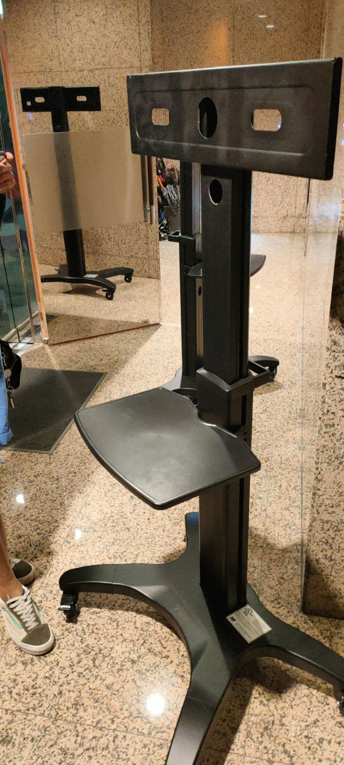 只需搬一件物品?搬運單一展演電視架【榮福搬家公司】搬運65吋電視,搬運70吋電視,搬運80吋電視、記者會電視架、婚宴電視架、會議簡報電視架、展覽電視架、電視廣告看板、搬工計時、搬家具、搬家首選、新北搬家公司推薦、搬家車、搬家公司、基隆搬家、南港搬家、桃園搬家公司推薦、台北搬家公司推薦:大台北搬家,精緻包裝搬運「細膩包裝、專業搬運、用心服務、以客為尊」是榮福搬家公司的宗旨與精神。歡迎立即來電02-2651-2727專人服務。 只需搬一件物品?搬運單一展演電視架【榮福搬家公司】搬運65吋電視,搬運70吋電視,搬運80吋電視、記者會電視架、婚宴電視架、會議簡報電視架、展覽電視架、電視廣告看板、搬工計時、搬家具、搬家首選、新北搬家公司推薦、搬家車、搬家公司、基隆搬家、南港搬家、桃園搬家公司推薦、台北搬家公司推薦:大台北搬家,精緻包裝搬運「細膩包裝、專業搬運、用心服務、以客為尊」是榮福搬家公司的宗旨與精神。歡迎立即來電02-2651-2727專人服務。