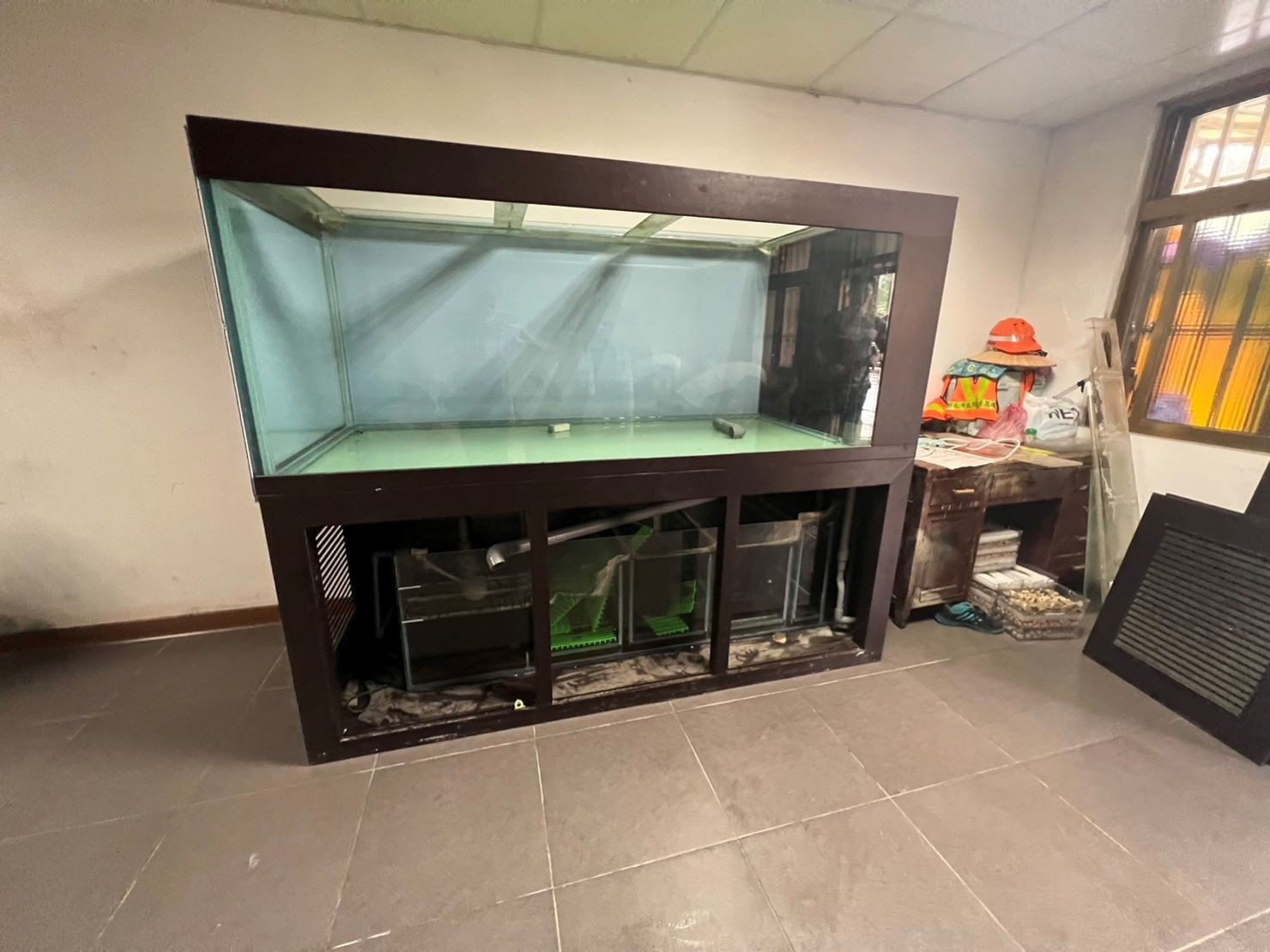 台北搬運7尺魚缸∣南港搬運7尺魚缸∣新北搬運7尺魚缸∣雙北搬運7尺魚缸∣汐止搬運7尺魚缸∣中永和搬運7尺魚缸∣板橋搬運7尺魚缸∣五股搬運7尺魚缸∣基隆搬運7尺魚缸∣桃園搬運7尺魚缸∣專業搬7尺魚缸【榮福搬家公司】具專業團隊擁有精緻包裝組及重物搬運組,能依據業主、顧客需求分派其專業團隊組,進行各尺魚缸專業安全搬運服務;給予最優質、放心各項搬家、搬運需求。 台北搬運7尺魚缸∣南港搬運7尺魚缸∣新北搬運7尺魚缸∣雙北搬運7尺魚缸∣汐止搬運7尺魚缸∣中永和搬運7尺魚缸∣板橋搬運7尺魚缸∣五股搬運7尺魚缸∣基隆搬運7尺魚缸∣桃園搬運7尺魚缸∣專業搬7尺魚缸【榮福搬家公司】具專業團隊擁有精緻包裝組及重物搬運組,能依據業主、顧客需求分派其專業團隊組,進行各尺魚缸專業安全搬運服務;給予最優質、放心各項搬家、搬運需求。