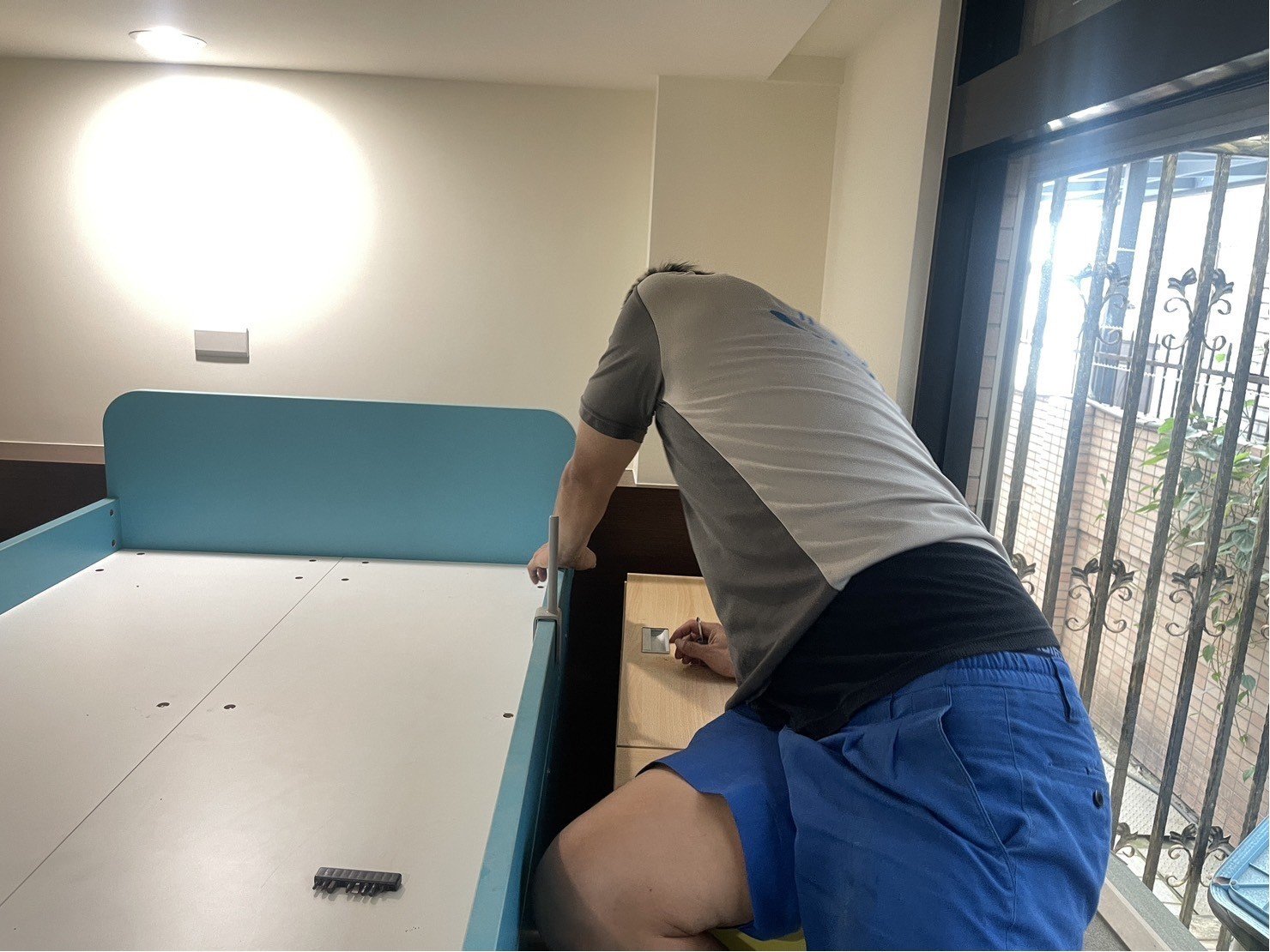 台北多功能型雙層床組拆組裝∣南港多功能型雙層床組拆組裝∣松山多功能型雙層床組拆組裝∣內湖多功能型雙層床組拆組裝∣中山多功能型雙層床組拆組裝∣大安多功能型雙層床組拆組裝∣信義多功能型雙層床組拆組裝∣新北多功能型雙層床組拆組裝∣雙北多功能型雙層床組拆組裝∣汐止多功能型雙層床組拆組裝∣中永和多功能型雙層床組拆組裝∣板橋多功能型雙層床組拆組裝∣三重蘆洲多功能型雙層床組拆組裝∣基隆多功能型雙層床組拆組裝∣五股多功能型雙層床組拆組裝∣新莊多功能型雙層床組拆組裝∣新店多功能型雙層床組拆組裝∣土城多功能型雙層床組拆組裝∣林口多功能型雙層床組拆組裝∣桃園多功能型雙層床組拆組裝| 搬家首選【榮福搬家公司】搬家公司推薦:專業拆裝家具服務,可針對您的衣櫃、床組和各項需拆裝服務之傢俱進行DIY拆組裝服務,歡迎加入官方Line ID:@0800-366366 客服專員一對一服務。 台北多功能型雙層床組拆組裝∣南港多功能型雙層床組拆組裝∣松山多功能型雙層床組拆組裝∣內湖多功能型雙層床組拆組裝∣中山多功能型雙層床組拆組裝∣大安多功能型雙層床組拆組裝∣信義多功能型雙層床組拆組裝∣新北多功能型雙層床組拆組裝∣雙北多功能型雙層床組拆組裝∣汐止多功能型雙層床組拆組裝∣中永和多功能型雙層床組拆組裝∣板橋多功能型雙層床組拆組裝∣三重蘆洲多功能型雙層床組拆組裝∣基隆多功能型雙層床組拆組裝∣五股多功能型雙層床組拆組裝∣新莊多功能型雙層床組拆組裝∣新店多功能型雙層床組拆組裝∣土城多功能型雙層床組拆組裝∣林口多功能型雙層床組拆組裝∣桃園多功能型雙層床組拆組裝| 搬家首選【榮福搬家公司】搬家公司推薦:專業拆裝家具服務,可針對您的衣櫃、床組和各項需拆裝服務之傢俱進行DIY拆組裝服務,歡迎加入官方Line ID:@0800-366366 客服專員一對一服務。