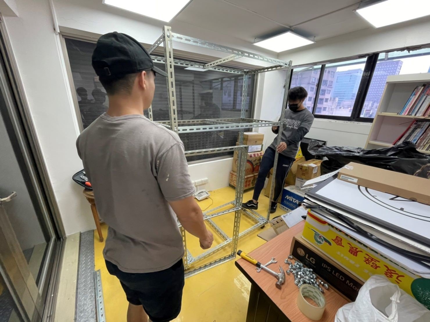 搬家公司推薦搬工、搬家公司推薦、新北搬家公司推薦【榮福搬家公司】基隆搬家、南港搬家、桃園搬家公司推薦、家庭搬家、搬工搬家、同棟搬運、拆裝搬工服務、公司搬工計時、搬工計時、人工搬運、人力搬運、上下樓層搬運、搬家具、搬家首選、鐘點搬運服務、吊家具搬運、搬家紙箱、大型家具搬運、搬木製家具、搬大理石桌、台北搬家公司推薦:大台北搬家,精緻專人搬運「細膩包裝、專業搬運、用心服務、以客為尊」是榮福搬家公司的宗旨與精神。歡迎立即來電02-2651-2727專人服務。 搬家公司推薦搬工、搬家公司推薦、新北搬家公司推薦【榮福搬家公司】基隆搬家、南港搬家、桃園搬家公司推薦、家庭搬家、搬工搬家、同棟搬運、拆裝搬工服務、公司搬工計時、搬工計時、人工搬運、人力搬運、上下樓層搬運、搬家具、搬家首選、鐘點搬運服務、吊家具搬運、搬家紙箱、大型家具搬運、搬木製家具、搬大理石桌、台北搬家公司推薦:大台北搬家,精緻專人搬運「細膩包裝、專業搬運、用心服務、以客為尊」是榮福搬家公司的宗旨與精神。歡迎立即來電02-2651-2727專人服務。