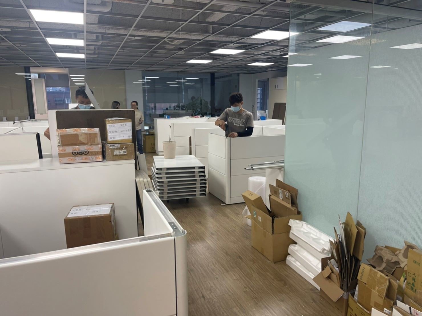 搬家公司推薦、台北搬家推薦【榮福搬家公司】搬遷估價、南港搬家、桃園搬家公司推薦、新北搬家公司推薦、基隆搬家、搬沙發、搬保險箱、金庫搬運、搬活動櫃、搬公文櫃、搬保密櫃、搬辦公桌、旋轉椅、辦公椅、搬資料櫃、辦公室遷移、搬會客桌、碎紙機、印表機、搬玻璃櫥櫃、會議桌搬運、OA屏風拆裝、事務機搬運、搬電腦設備、公司行號搬遷、政府機關搬遷、學校單位搬遷、精緻包裝、搬家紙箱、搬鐵櫃、搬保密文件、保密文件銷毀、搬工計時、搬工服務、人力搬運,針對顧客都秉持以用心實在專業搬家技巧,搬家實在用心值得您的信賴與選擇。歡迎來電咨詢02-2651-2727,榮福搬家有專員立即為您服務。 搬家公司推薦、台北搬家推薦【榮福搬家公司】搬遷估價、南港搬家、桃園搬家公司推薦、新北搬家公司推薦、基隆搬家、搬沙發、搬保險箱、金庫搬運、搬活動櫃、搬公文櫃、搬保密櫃、搬辦公桌、旋轉椅、辦公椅、搬資料櫃、辦公室遷移、搬會客桌、碎紙機、印表機、搬玻璃櫥櫃、會議桌搬運、OA屏風拆裝、事務機搬運、搬電腦設備、公司行號搬遷、政府機關搬遷、學校單位搬遷、精緻包裝、搬家紙箱、搬鐵櫃、搬保密文件、保密文件銷毀、搬工計時、搬工服務、人力搬運,針對顧客都秉持以用心實在專業搬家技巧,搬家實在用心值得您的信賴與選擇。歡迎來電咨詢02-2651-2727,榮福搬家有專員立即為您服務。