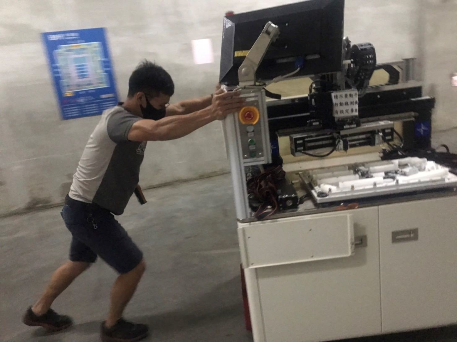 單雙頭端子機器、自動化設備、3D打印機、影像測量儀,搬家公司推薦,台北辦公室搬遷推薦【榮福搬家公司】中永和工業區同社區搬運作業、南港工業區同社區搬運作業、土城工業區同社區搬運作業、新店工業區同社區搬運作業、新北市工業區同社區搬運作業、汐止工業區同社區搬運作業,科學園區機具設備搬運、生醫園區機具設備搬運、農業生技園區機具設備搬運、環保園區機具設備搬運、加工出口區特殊重物設備以同社區搬運作業,針對顧客都秉持以用心實在專業搬家技巧,搬家實在用心值得您的信賴與選擇。歡迎來電咨詢02-2651-2727,榮福搬家有專員立即為您服務。 單雙頭端子機器、自動化設備、3D打印機、影像測量儀,搬家公司推薦,台北辦公室搬遷推薦【榮福搬家公司】中永和工業區同社區搬運作業、南港工業區同社區搬運作業、土城工業區同社區搬運作業、新店工業區同社區搬運作業、新北市工業區同社區搬運作業、汐止工業區同社區搬運作業,科學園區機具設備搬運、生醫園區機具設備搬運、農業生技園區機具設備搬運、環保園區機具設備搬運、加工出口區特殊重物設備以同社區搬運作業,針對顧客都秉持以用心實在專業搬家技巧,搬家實在用心值得您的信賴與選擇。歡迎來電咨詢02-2651-2727,榮福搬家有專員立即為您服務。