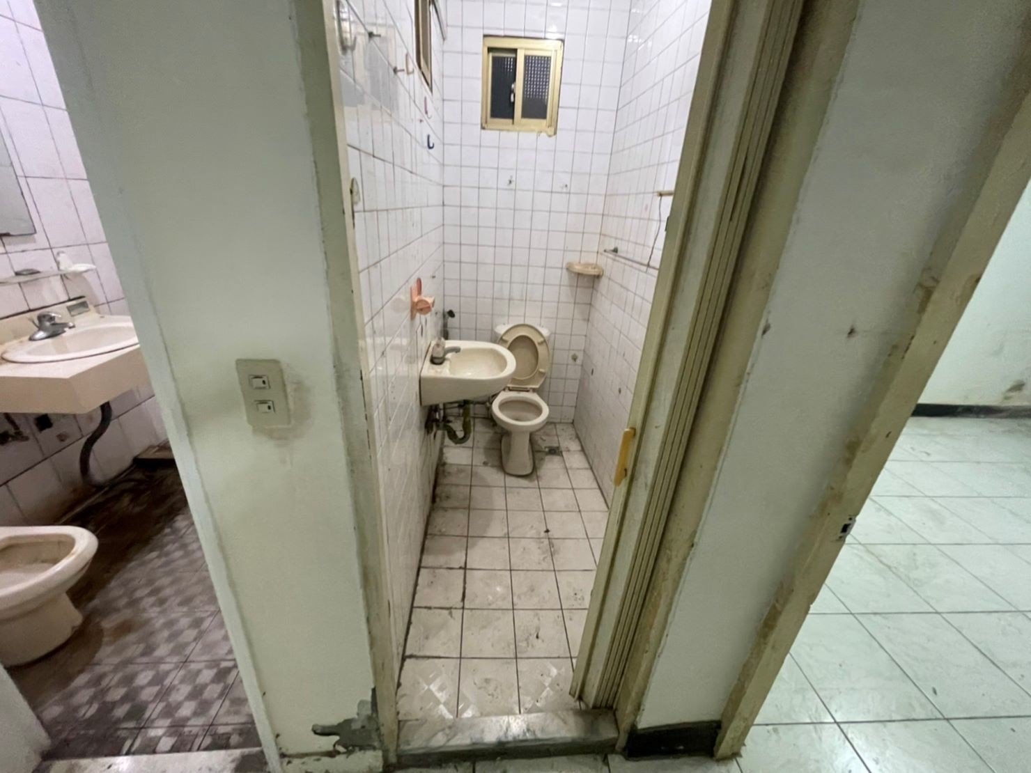 新北市垃圾清運、台北垃圾清運、不要的家具怎麼辦、搬家公司推薦、新北搬家推薦【榮福搬家公司】南港搬家、桃園搬家公司推薦、桃園大型垃圾、台北搬家公司推薦、租屋族、套房、雅房、房東、房東最愛、搬垃圾處理、家庭廢棄物清運、廢棄物處理、搬運廢棄物、家具垃圾處理、清運、搬家具、冰箱搬運、基隆搬家、大型家電回收清運、床墊搬運、搬衣櫃、大型家具丟棄、搬公司行號、家庭垃圾清運公司、清垃圾、廢棄家具處理、廢棄家具清運、搬家車,針對顧客都秉持以用心實在專業搬家技巧,搬家實在用心值得您的信賴與選擇。歡迎來電咨詢02-2651-2727,榮福搬家有專員立即為您服務。 新北市垃圾清運、台北垃圾清運、不要的家具怎麼辦、搬家公司推薦、新北搬家推薦【榮福搬家公司】南港搬家、桃園搬家公司推薦、桃園大型垃圾、台北搬家公司推薦、租屋族、套房、雅房、房東、房東最愛、搬垃圾處理、家庭廢棄物清運、廢棄物處理、搬運廢棄物、家具垃圾處理、清運、搬家具、冰箱搬運、基隆搬家、大型家電回收清運、床墊搬運、搬衣櫃、大型家具丟棄、搬公司行號、家庭垃圾清運公司、清垃圾、廢棄家具處理、廢棄家具清運、搬家車,針對顧客都秉持以用心實在專業搬家技巧,搬家實在用心值得您的信賴與選擇。歡迎來電咨詢02-2651-2727,榮福搬家有專員立即為您服務。