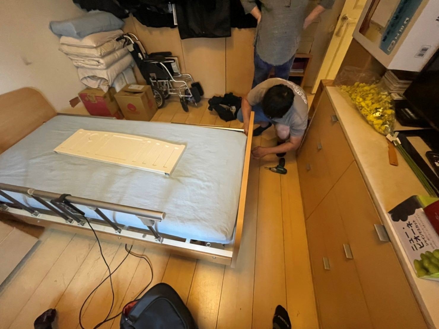 特殊搬運、搬重物【榮福搬家】醫療床、電動床、電動病床、只搬單一物件、南港搬家、桃園搬家公司推薦、新北搬家公司推薦、百貨公司進撤櫃、專櫃進撤櫃、企業搬運服務、搬公司行號、廠房遷移、公司行號搬遷、政府機關搬遷、百貨專櫃遷移、學校單位搬遷、精緻包裝、家庭搬家、搬鋼琴、搬工計時、搬工服務、人力搬運,針對顧客都秉持以用心實在專業搬家技巧,搬家實在用心值得您的信賴與選擇。歡迎來電咨詢02-2651-2727,榮福搬家有專員立即為您服務。 特殊搬運、搬重物【榮福搬家】醫療床、電動床、電動病床、只搬單一物件、南港搬家、桃園搬家公司推薦、新北搬家公司推薦、百貨公司進撤櫃、專櫃進撤櫃、企業搬運服務、搬公司行號、廠房遷移、公司行號搬遷、政府機關搬遷、百貨專櫃遷移、學校單位搬遷、精緻包裝、家庭搬家、搬鋼琴、搬工計時、搬工服務、人力搬運,針對顧客都秉持以用心實在專業搬家技巧,搬家實在用心值得您的信賴與選擇。歡迎來電咨詢02-2651-2727,榮福搬家有專員立即為您服務。