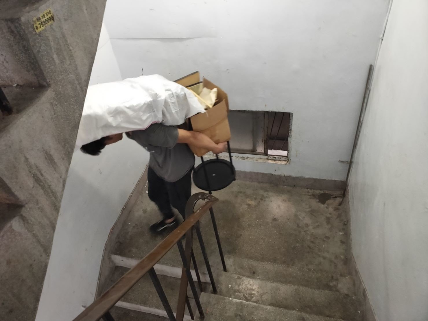 清垃圾、搬家首選、搬家公司推薦、新北搬家公司推薦【榮福搬家公司】南港搬家、桃園搬家公司推薦、台北搬家公司推薦、廢棄家具處理、不要的家具怎麼辦、廢棄家具清運、搬垃圾處理、家庭廢棄物清運、廢棄物處理、搬運廢棄物、家具垃圾處理、大型家具清運、搬神明桌、台北市垃圾清運、垃圾清運價格、家庭垃圾清運、清運、搬家具、冰箱搬運、搬洗衣機、基隆搬家、搬家電、床墊搬運、搬衣櫃、搬大型家具、搬公司行號、家庭搬家、整屋清空、搬鋼琴、搬工計時、人工搬運、搬運、搬家紙箱,針對顧客都秉持以用心實在專業搬家技巧,搬家實在用心值得您的信賴與選擇。歡迎來電咨詢02-2651-2727,榮福搬家有專員立即為您服務。 清垃圾、搬家首選、搬家公司推薦、新北搬家公司推薦【榮福搬家公司】南港搬家、桃園搬家公司推薦、台北搬家公司推薦、廢棄家具處理、不要的家具怎麼辦、廢棄家具清運、搬垃圾處理、家庭廢棄物清運、廢棄物處理、搬運廢棄物、家具垃圾處理、大型家具清運、搬神明桌、台北市垃圾清運、垃圾清運價格、家庭垃圾清運、清運、搬家具、冰箱搬運、搬洗衣機、基隆搬家、搬家電、床墊搬運、搬衣櫃、搬大型家具、搬公司行號、家庭搬家、整屋清空、搬鋼琴、搬工計時、人工搬運、搬運、搬家紙箱,針對顧客都秉持以用心實在專業搬家技巧,搬家實在用心值得您的信賴與選擇。歡迎來電咨詢02-2651-2727,榮福搬家有專員立即為您服務。