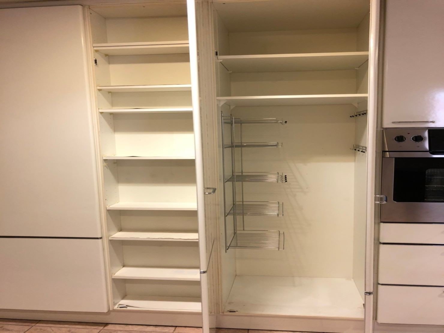 大型系統家具搬運、搬家具,歡迎來電咨詢02-2651-2727,榮福搬家有專員立即為您服務。【榮福搬家公司】搬家首選、搬家公司推薦、系統式家具拆裝找專業的榮福搬家就對了。優質搬家,針對顧客都秉持以用心實在專業搬家技巧,搬家實在用心值得您的信賴與選擇。歡迎來電咨詢02-2651-2727,榮福搬家有專員立即為您服務。 大型系統家具搬運、搬家具,歡迎來電咨詢02-2651-2727,榮福搬家有專員立即為您服務。【榮福搬家公司】搬家首選、搬家公司推薦、系統式家具拆裝找專業的榮福搬家就對了。優質搬家,針對顧客都秉持以用心實在專業搬家技巧,搬家實在用心值得您的信賴與選擇。歡迎來電咨詢02-2651-2727,榮福搬家有專員立即為您服務。
