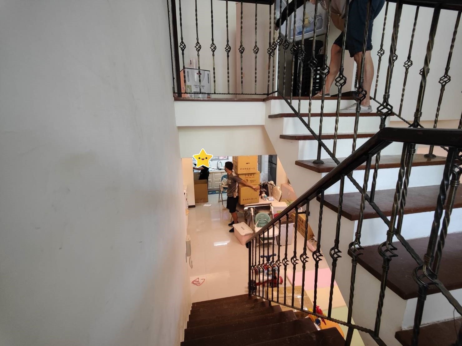 搬家具、冰箱搬運、基隆搬家、搬家電、床墊搬運、搬衣櫃、搬大型家具、搬公司行號、家庭搬家、搬鋼琴、搬工計時、人工搬運、搬運、搬家紙箱,針對顧客都秉持以用心實在專業搬家技巧,搬家實在用心值得您的信賴與選擇。【榮福搬家公司】搬家首選、搬家公司推薦:優質搬家,包裝搬運「細膩包裝、專業搬運、用心服務、以客為尊」是榮福搬家公司的宗旨與精神。歡迎立即來電02-2651-2727專人服務。系統式家具拆裝找專業的榮福搬家就對了。 搬家具、冰箱搬運、基隆搬家、搬家電、床墊搬運、搬衣櫃、搬大型家具、搬公司行號、家庭搬家、搬鋼琴、搬工計時、人工搬運、搬運、搬家紙箱,針對顧客都秉持以用心實在專業搬家技巧,搬家實在用心值得您的信賴與選擇。【榮福搬家公司】搬家首選、搬家公司推薦:優質搬家,包裝搬運「細膩包裝、專業搬運、用心服務、以客為尊」是榮福搬家公司的宗旨與精神。歡迎立即來電02-2651-2727專人服務。系統式家具拆裝找專業的榮福搬家就對了。
