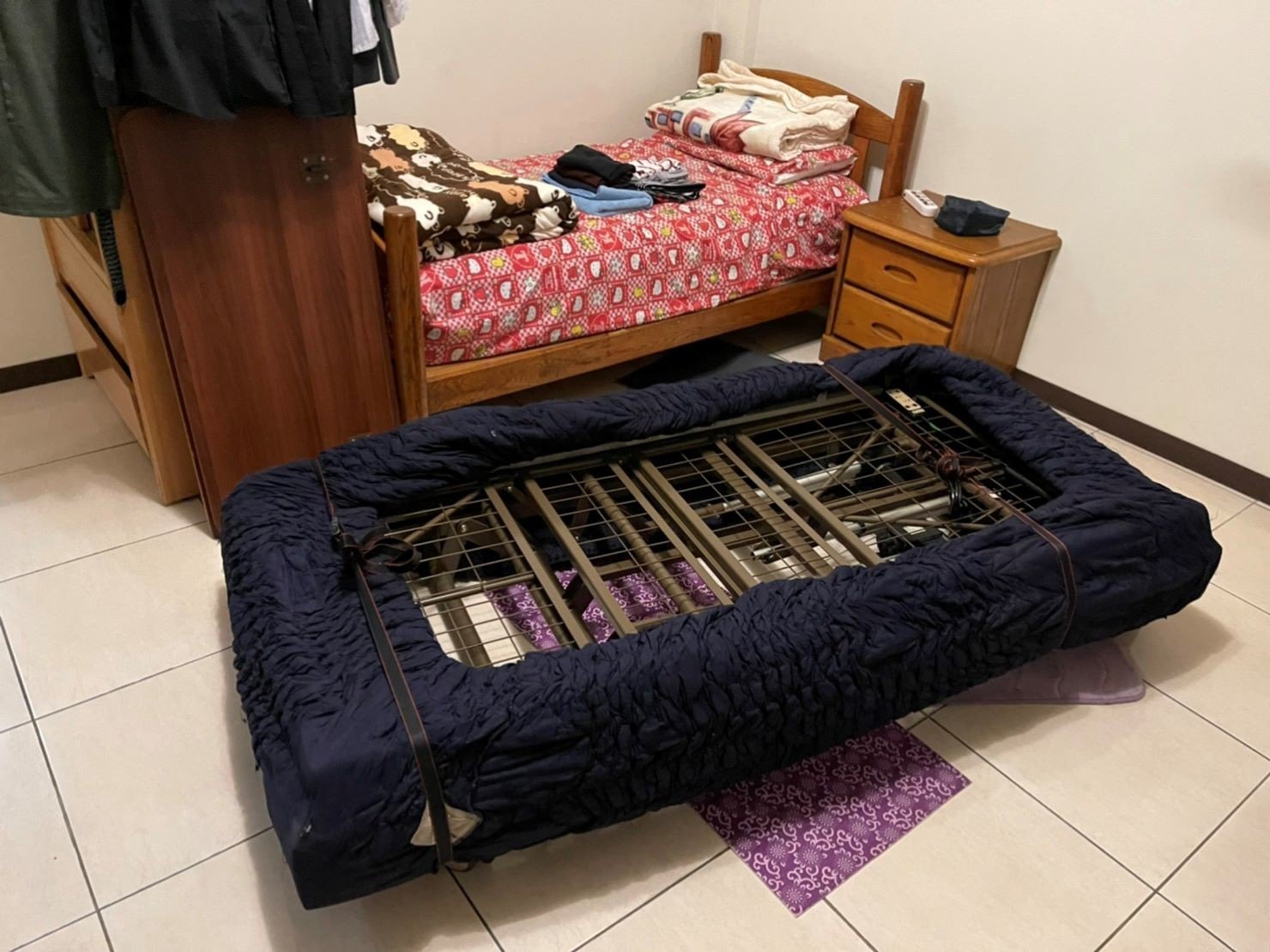 單件重物搬運、搬醫療床、搬重物【榮福搬家公司】搬電動床、搬醫療電動床、居家照護電動床搬運、搬大理石桌、搬實木家具、雕刻藝術品搬運、搬按摩椅、搬水晶洞、搬洗衣機、搬披薩窯、精搬金庫、搬保險櫃、精搬魚缸、精搬鋼琴、跨縣市搬家、同棟不同樓層搬運、搬工計時、人力搬運、搬運、搬床墊、搬queen size床、搬冰箱、搬家具、單件家具運送、家具搬運費用、家具拆裝、搬家首選、吊掛搬運、吊家具搬運、特殊重物搬運、專搬重物、新北搬家推薦、搬家公司、基隆搬家、南港搬家、桃園搬家公司、台北搬家公司推薦:大台北搬家,精緻包裝搬運「細膩包裝、專業搬運、用心服務、以客為尊」是榮福搬家公司的宗旨與精神。歡迎立即來電02-2651-2727專人服務。 單件重物搬運、搬醫療床、搬重物【榮福搬家公司】搬電動床、搬醫療電動床、居家照護電動床搬運、搬大理石桌、搬實木家具、雕刻藝術品搬運、搬按摩椅、搬水晶洞、搬洗衣機、搬披薩窯、精搬金庫、搬保險櫃、精搬魚缸、精搬鋼琴、跨縣市搬家、同棟不同樓層搬運、搬工計時、人力搬運、搬運、搬床墊、搬queen size床、搬冰箱、搬家具、單件家具運送、家具搬運費用、家具拆裝、搬家首選、吊掛搬運、吊家具搬運、特殊重物搬運、專搬重物、新北搬家推薦、搬家公司、基隆搬家、南港搬家、桃園搬家公司、台北搬家公司推薦:大台北搬家,精緻包裝搬運「細膩包裝、專業搬運、用心服務、以客為尊」是榮福搬家公司的宗旨與精神。歡迎立即來電02-2651-2727專人服務。