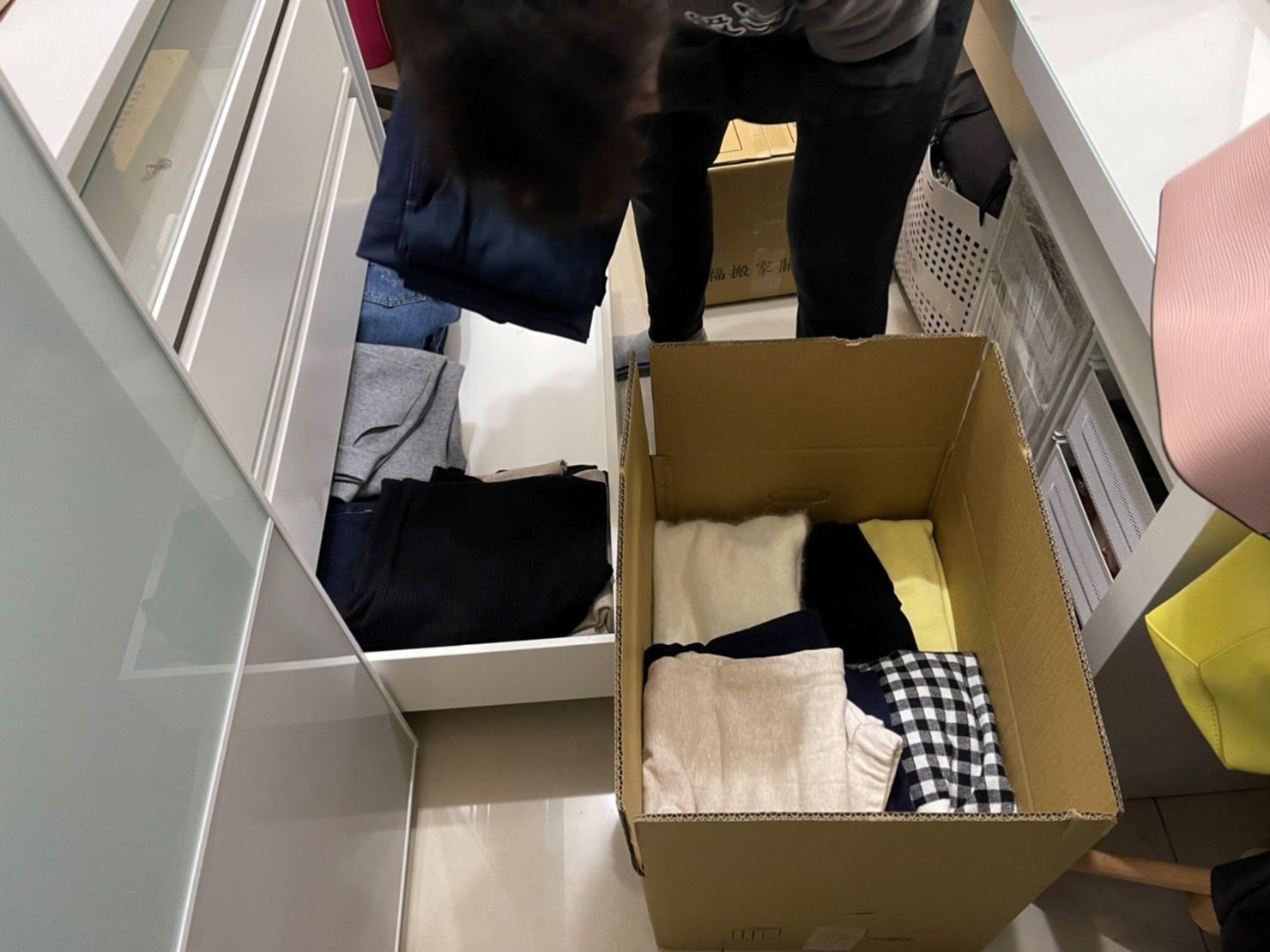 搬家公司推薦、新北搬家公司推薦【榮福搬家公司】精緻包裝搬運「細膩包裝、專業搬運、用心服務、以客為尊」是榮福搬家公司的宗旨與精神:搬家首選、南港搬家、桃園搬家公司推薦、台北搬家公司推薦、精緻搬家、精緻包裝、搬家達人、搬家具、冰箱搬運、基隆搬家、搬家電、床墊搬運、跨縣市搬家、家庭搬家、鋼琴搬運、搬工計時、搬運、搬家紙箱、搬家打包材料,針對顧客都秉持以用心實在專業搬家技巧,搬家實在用心值得您的信賴與選擇。歡迎來電咨詢02-2651-2727,榮福搬家有專員立即為您服務。 搬家公司推薦、新北搬家公司推薦【榮福搬家公司】精緻包裝搬運「細膩包裝、專業搬運、用心服務、以客為尊」是榮福搬家公司的宗旨與精神:搬家首選、南港搬家、桃園搬家公司推薦、台北搬家公司推薦、精緻搬家、精緻包裝、搬家達人、搬家具、冰箱搬運、基隆搬家、搬家電、床墊搬運、跨縣市搬家、家庭搬家、鋼琴搬運、搬工計時、搬運、搬家紙箱、搬家打包材料,針對顧客都秉持以用心實在專業搬家技巧,搬家實在用心值得您的信賴與選擇。歡迎來電咨詢02-2651-2727,榮福搬家有專員立即為您服務。
