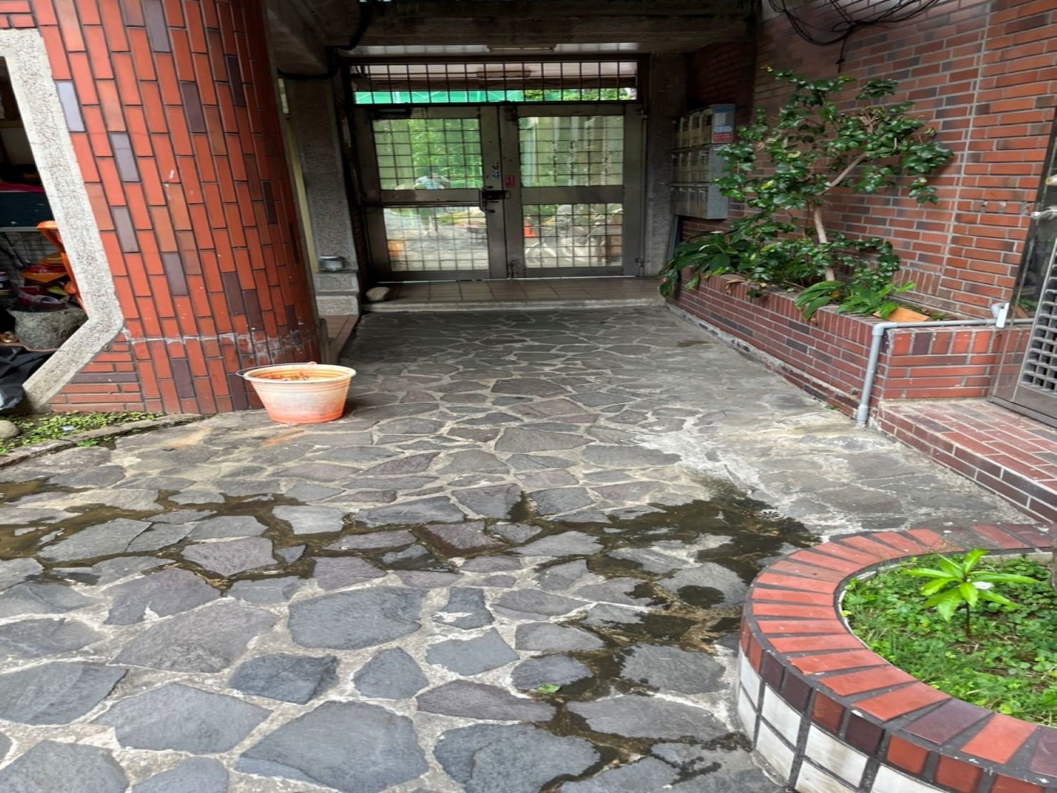 專人打包、搬家公司推薦、GOOGLE搬家公司推薦【榮福搬家公司】、家庭區域性專人打包、精緻搬家、精緻包裝、專人打包裝箱、搬家首選、台北搬家公司推薦:大台北搬家,精緻包裝搬運「細膩包裝、專業搬運、用心服務、以客為尊」是榮福搬家公司的宗旨與精神。 專人打包、搬家公司推薦、GOOGLE搬家公司推薦【榮福搬家公司】、家庭區域性專人打包、精緻搬家、精緻包裝、專人打包裝箱、搬家首選、台北搬家公司推薦:大台北搬家,精緻包裝搬運「細膩包裝、專業搬運、用心服務、以客為尊」是榮福搬家公司的宗旨與精神。