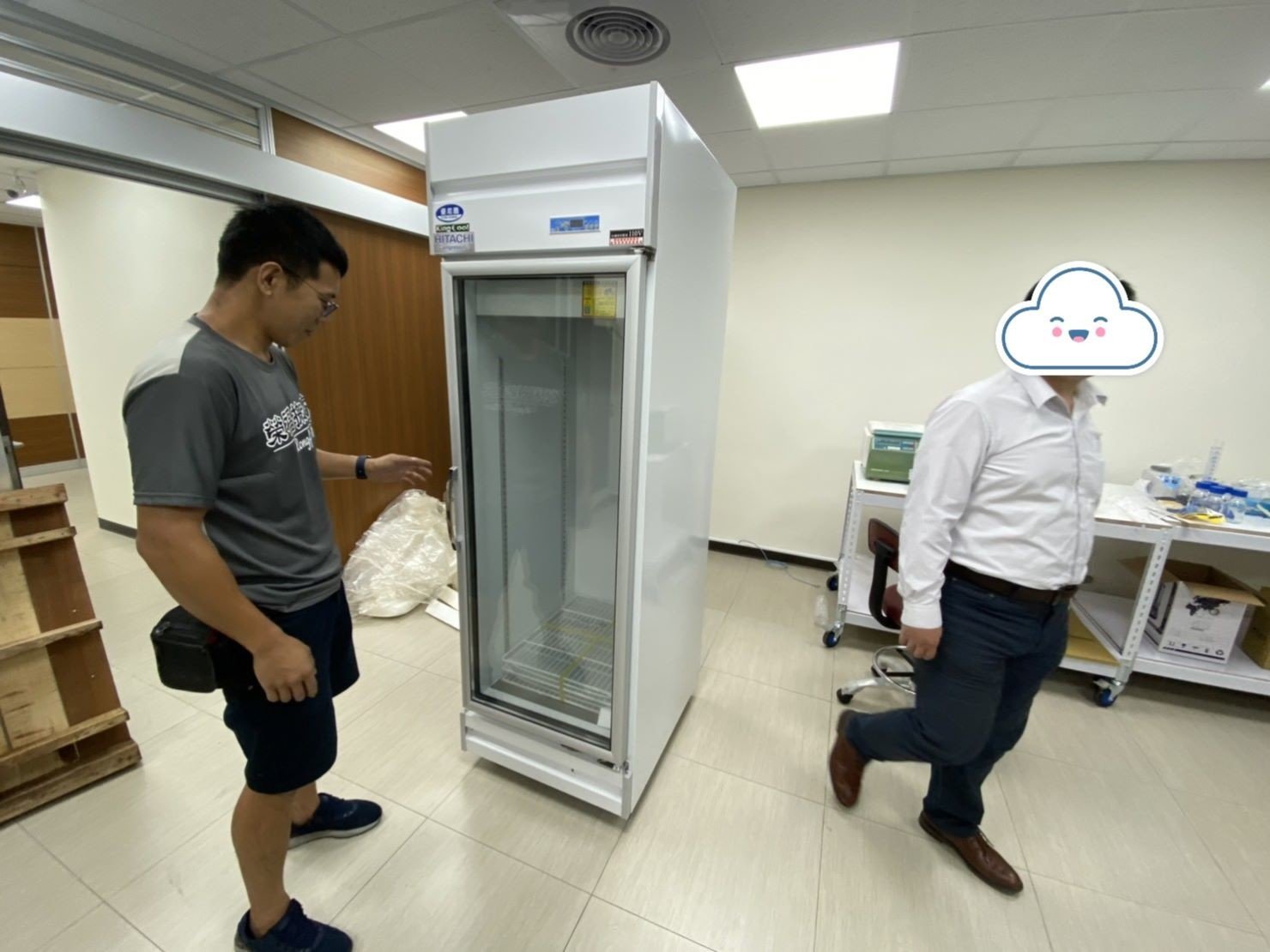 實驗室設備搬遷、搬生醫設備、搬重物【榮福搬家公司】實驗室遷移、搬冷凍櫃、搬-86度立式超低溫冰箱、搬直立式冷凍櫃、大型廚房設備搬運、搬機械設備、精密儀器、醫療器材搬運、搬洗衣機、搬披薩窯、精搬金庫、搬保險櫃、精搬魚缸、精搬鋼琴、跨縣市搬家、搬工計時、人力搬運、搬運、大型健身器材搬運、搬大型運動設備、搬營業用冰箱、搬臥式工作檯冰箱、烤箱搬運、搬營業用製冰機、店面搬遷、廠房遷移、企業搬運服務、搬家首選、吊掛搬運、吊家具搬運、特殊重物搬運、專搬重物、新北搬家推薦、搬家公司、基隆搬家、南港搬家、桃園搬家公司、台北搬家公司推薦:大台北搬家,精緻包裝搬運「細膩包裝、專業搬運、用心服務、以客為尊」是榮福搬家公司的宗旨與精神。歡迎立即來電02-2651-2727專人服務。 實驗室設備搬遷、搬生醫設備、搬重物【榮福搬家公司】實驗室遷移、搬冷凍櫃、搬-86度立式超低溫冰箱、搬直立式冷凍櫃、大型廚房設備搬運、搬機械設備、精密儀器、醫療器材搬運、搬洗衣機、搬披薩窯、精搬金庫、搬保險櫃、精搬魚缸、精搬鋼琴、跨縣市搬家、搬工計時、人力搬運、搬運、大型健身器材搬運、搬大型運動設備、搬營業用冰箱、搬臥式工作檯冰箱、烤箱搬運、搬營業用製冰機、店面搬遷、廠房遷移、企業搬運服務、搬家首選、吊掛搬運、吊家具搬運、特殊重物搬運、專搬重物、新北搬家推薦、搬家公司、基隆搬家、南港搬家、桃園搬家公司、台北搬家公司推薦:大台北搬家,精緻包裝搬運「細膩包裝、專業搬運、用心服務、以客為尊」是榮福搬家公司的宗旨與精神。歡迎立即來電02-2651-2727專人服務。