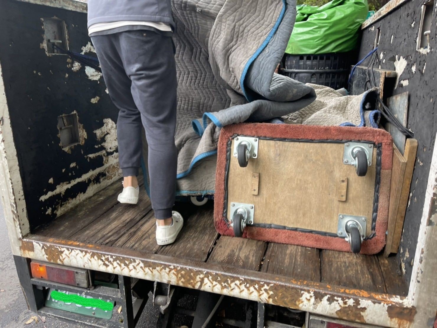 搬家公司推薦、新北搬家推薦【榮福搬家公司】南港搬家、桃園搬家公司推薦、台北搬家公司推薦、單件家具運送、搬醫療床、搬家具、冰箱搬運、基隆搬家、搬大型家電、床墊搬運、搬公司行號、家庭搬家、重物搬運、電動床搬運、搬鋼琴、醫療電動床搬運、搬工計時、搬運、人工搬運、大型家具搬運、家具拆裝、跨縣市搬家、搬家估價,針對顧客都秉持以用心實在專業搬家技巧,搬家實在用心值得您的信賴與選擇。歡迎來電咨詢02-2651-2727,榮福搬家有專員立即為您服務。 搬家公司推薦、新北搬家推薦【榮福搬家公司】南港搬家、桃園搬家公司推薦、台北搬家公司推薦、單件家具運送、搬醫療床、搬家具、冰箱搬運、基隆搬家、搬大型家電、床墊搬運、搬公司行號、家庭搬家、重物搬運、電動床搬運、搬鋼琴、醫療電動床搬運、搬工計時、搬運、人工搬運、大型家具搬運、家具拆裝、跨縣市搬家、搬家估價,針對顧客都秉持以用心實在專業搬家技巧,搬家實在用心值得您的信賴與選擇。歡迎來電咨詢02-2651-2727,榮福搬家有專員立即為您服務。