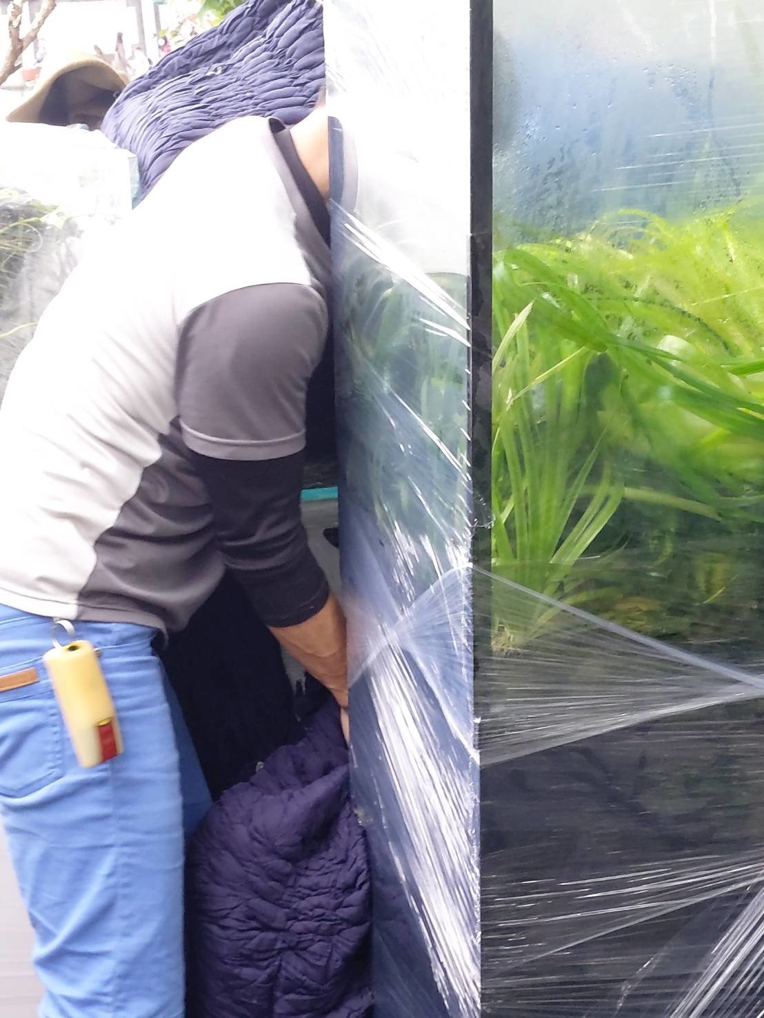 大型魚缸搬運、重物搬運【榮福搬家公司】水族箱搬運、石墩搬運、搬石頭桌椅、搬洗衣機、搬披薩窯、精搬金庫、搬保險櫃、精搬魚缸、精搬鋼琴、跨縣市搬家、搬工計時、人力搬運、搬運、床墊搬運、營業用冰箱搬運、搬家具、大型設備搬運、搬機台、搬家首選、吊掛搬運、吊家具搬運、特殊重物搬運、專搬重物、新北搬家推薦、搬家公司、基隆搬家、南港搬家、桃園搬家公司、台北搬家公司推薦:大台北搬家,精緻包裝搬運「細膩包裝、專業搬運、用心服務、以客為尊」是榮福搬家公司的宗旨與精神。歡迎立即來電02-2651-2727專人服務。 大型魚缸搬運、重物搬運【榮福搬家公司】水族箱搬運、石墩搬運、搬石頭桌椅、搬洗衣機、搬披薩窯、精搬金庫、搬保險櫃、精搬魚缸、精搬鋼琴、跨縣市搬家、搬工計時、人力搬運、搬運、床墊搬運、營業用冰箱搬運、搬家具、大型設備搬運、搬機台、搬家首選、吊掛搬運、吊家具搬運、特殊重物搬運、專搬重物、新北搬家推薦、搬家公司、基隆搬家、南港搬家、桃園搬家公司、台北搬家公司推薦:大台北搬家,精緻包裝搬運「細膩包裝、專業搬運、用心服務、以客為尊」是榮福搬家公司的宗旨與精神。歡迎立即來電02-2651-2727專人服務。