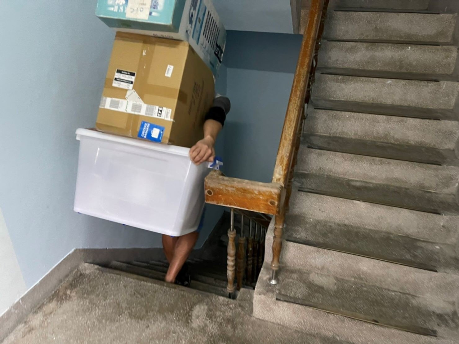 搬家公司推薦、新北搬家推薦【榮福搬家公司】南港搬家、桃園搬家公司推薦、台北搬家公司推薦、搬家具、冰箱搬運、基隆搬家、搬家電、床墊搬運、搬公司行號、家庭搬家、搬鋼琴、搬工、搬運、搬家紙箱、跨縣市搬家、家具搬運、搬冰箱、搬床墊、搬家車、搬家、搬家估價、搬家首選、搬遷,針對顧客都秉持以用心實在專業搬家技巧,搬家實在用心值得您的信賴與選擇。歡迎來電咨詢02-2651-2727,榮福搬家有專員立即為您服務。 搬家公司推薦、新北搬家推薦【榮福搬家公司】南港搬家、桃園搬家公司推薦、台北搬家公司推薦、搬家具、冰箱搬運、基隆搬家、搬家電、床墊搬運、搬公司行號、家庭搬家、搬鋼琴、搬工、搬運、搬家紙箱、跨縣市搬家、家具搬運、搬冰箱、搬床墊、搬家車、搬家、搬家估價、搬家首選、搬遷,針對顧客都秉持以用心實在專業搬家技巧,搬家實在用心值得您的信賴與選擇。歡迎來電咨詢02-2651-2727,榮福搬家有專員立即為您服務。