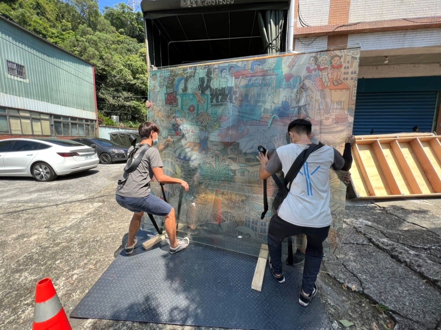 玻璃搬運、搬玻璃、強化玻璃、玻璃貨櫃屋、舞臺、舞臺結構、搬重物【榮福搬家公司】精搬重物、搬魚缸、搬鋼琴、搬金庫、人力搬運、搬按摩椅、冰箱搬運、搬家具、搬家首選、吊掛搬運、吊家具搬運、吊金庫搬運、特殊重物搬運、單件重物搬運、搬醫療床、專搬重物、企業搬運服務、公司行號搬遷、搬遷、新北搬家公司推薦、搬家公司、基隆搬家、南港搬家、桃園搬家公司推薦、台北搬家公司推薦:大台北搬家,精緻包裝搬運「細膩包裝、專業搬運、用心服務、以客為尊」是榮福搬家公司的宗旨與精神。歡迎立即來電02-2651-2727專人服務。 玻璃搬運、搬玻璃、強化玻璃、玻璃貨櫃屋、舞臺、舞臺結構、搬重物【榮福搬家公司】精搬重物、搬魚缸、搬鋼琴、搬金庫、人力搬運、搬按摩椅、冰箱搬運、搬家具、搬家首選、吊掛搬運、吊家具搬運、吊金庫搬運、特殊重物搬運、單件重物搬運、搬醫療床、專搬重物、企業搬運服務、公司行號搬遷、搬遷、新北搬家公司推薦、搬家公司、基隆搬家、南港搬家、桃園搬家公司推薦、台北搬家公司推薦:大台北搬家,精緻包裝搬運「細膩包裝、專業搬運、用心服務、以客為尊」是榮福搬家公司的宗旨與精神。歡迎立即來電02-2651-2727專人服務。